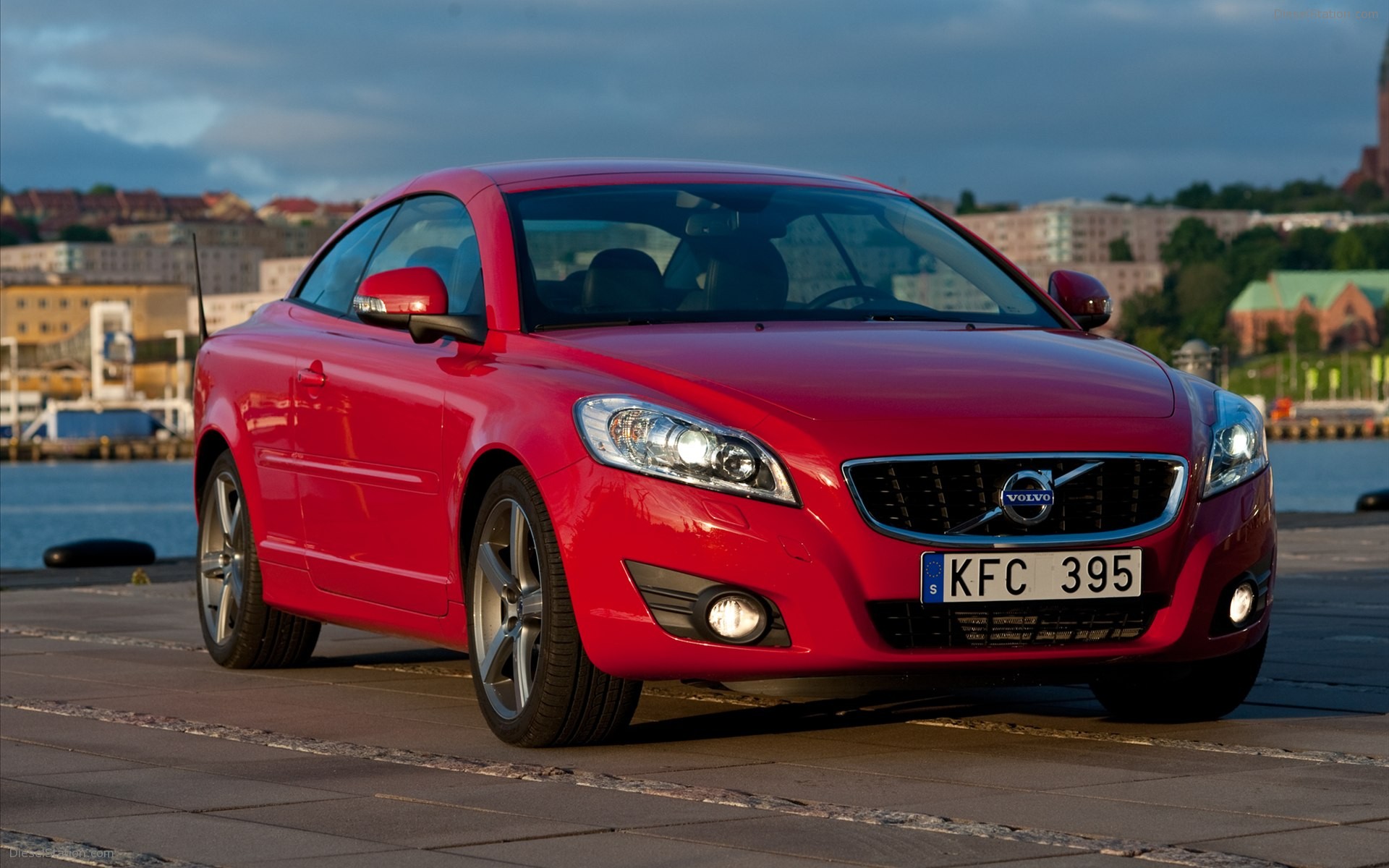 Volvo C70 2011