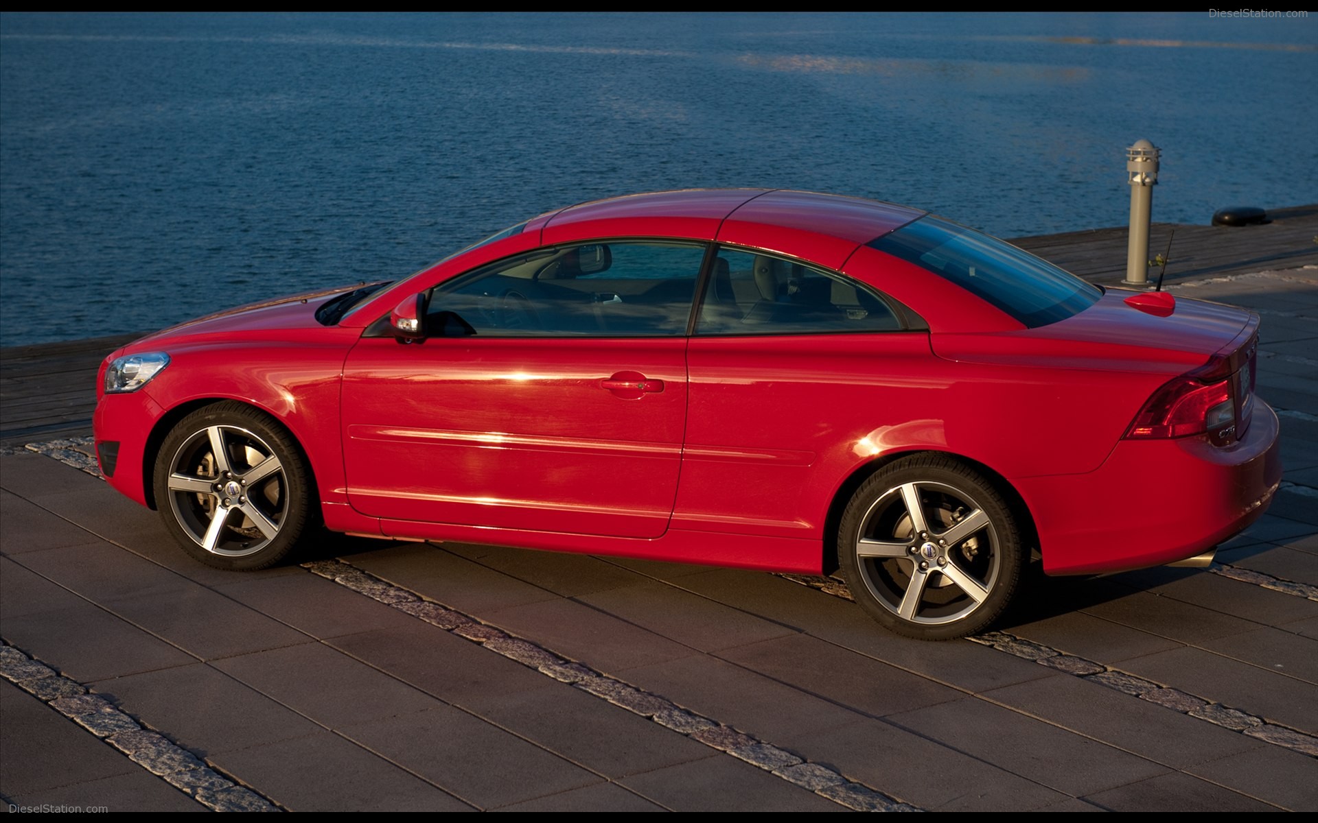 Volvo C70 2011
