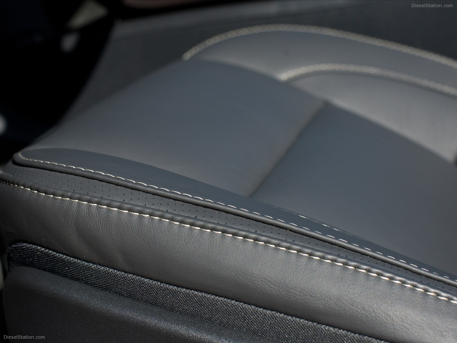 Volvo C70 2012