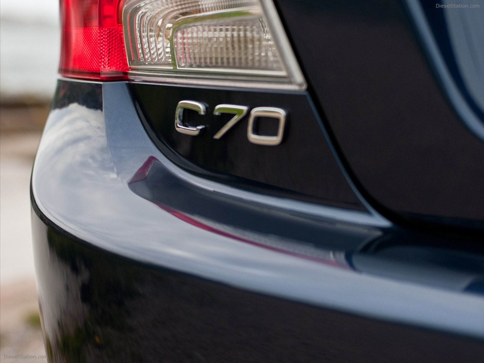 Volvo C70 2012