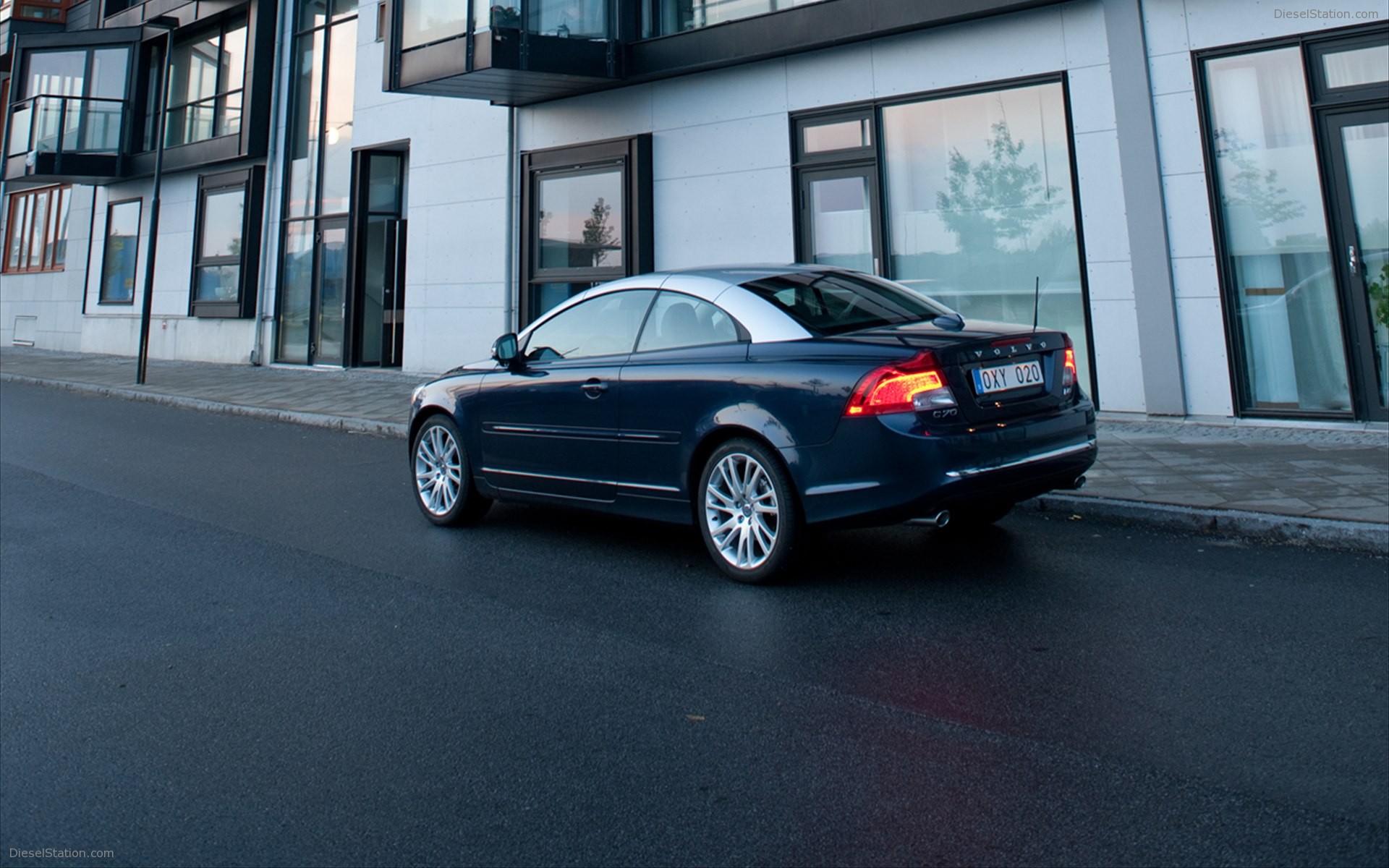 Volvo C70 2012