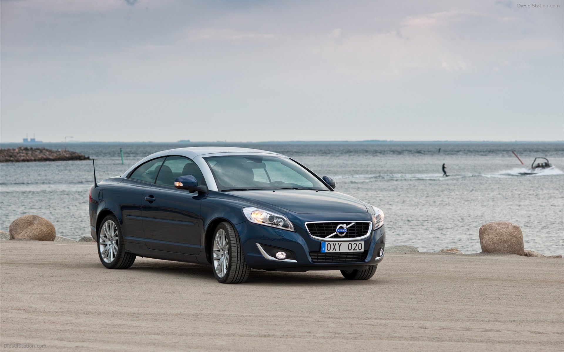 Volvo C70 2012