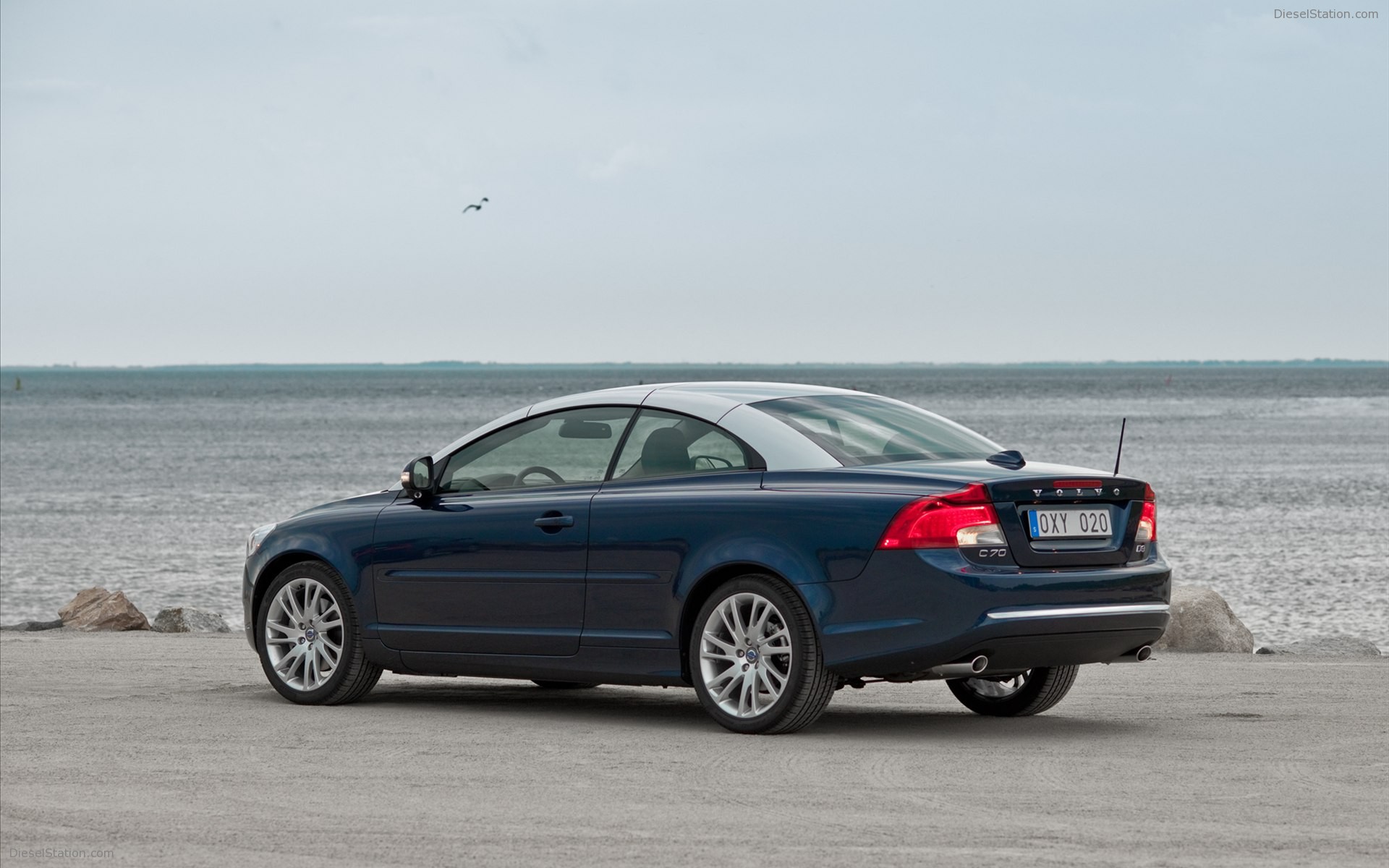 Volvo C70 2012