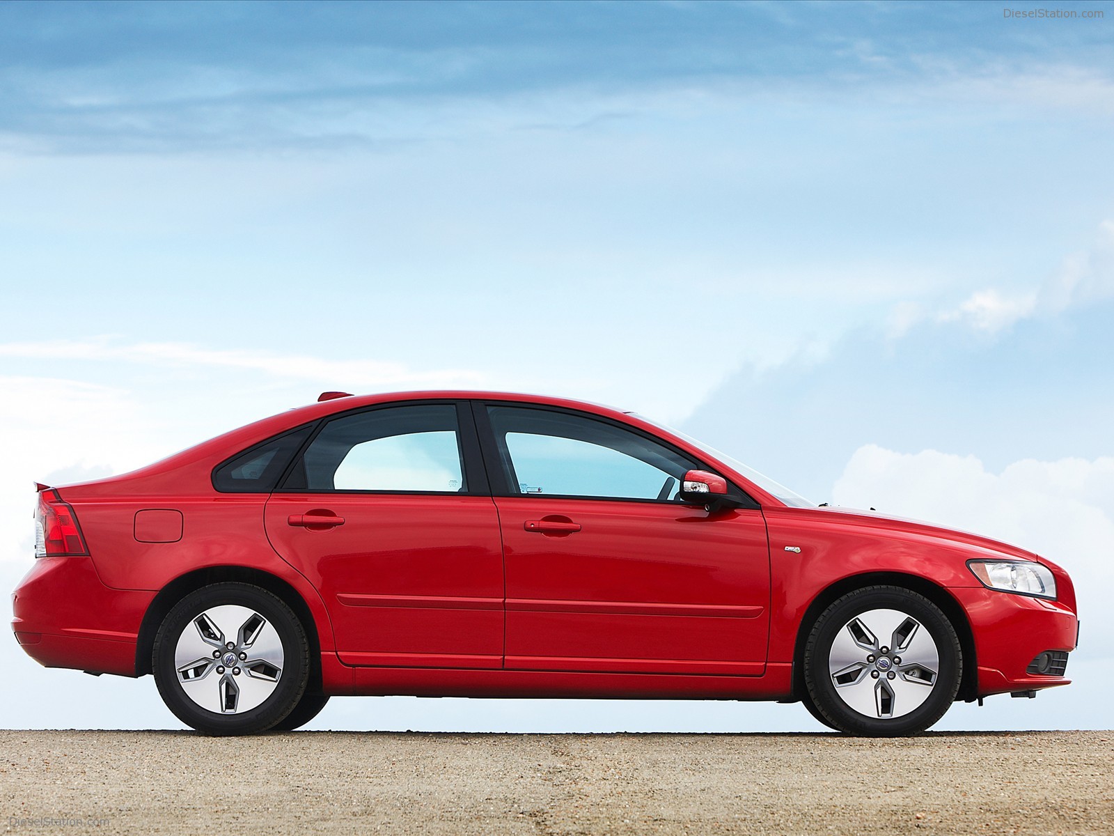 VOLVO DRIVe WITH START/STOP TECHNOLOGY VOLVO DRIVe WITH START/STOP TECHNOLOGY