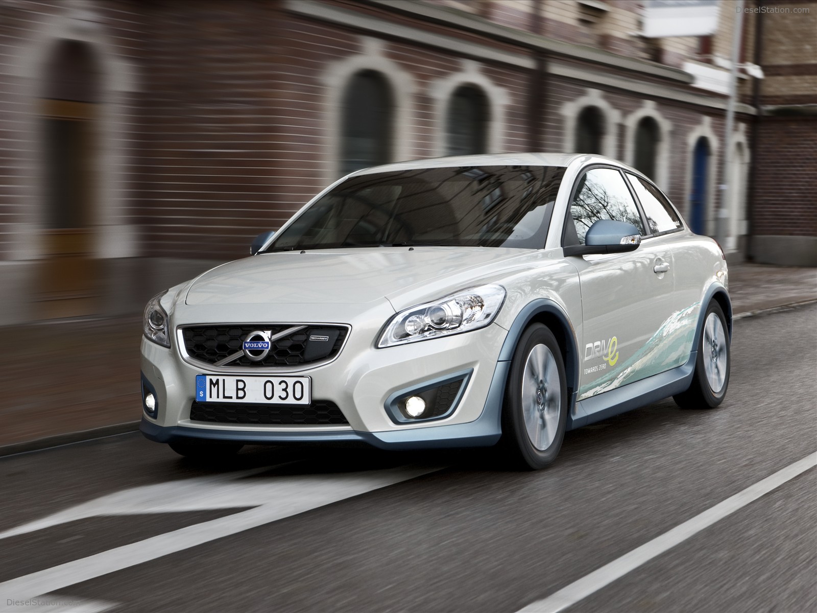 Volvo C30 Electric Car 2011