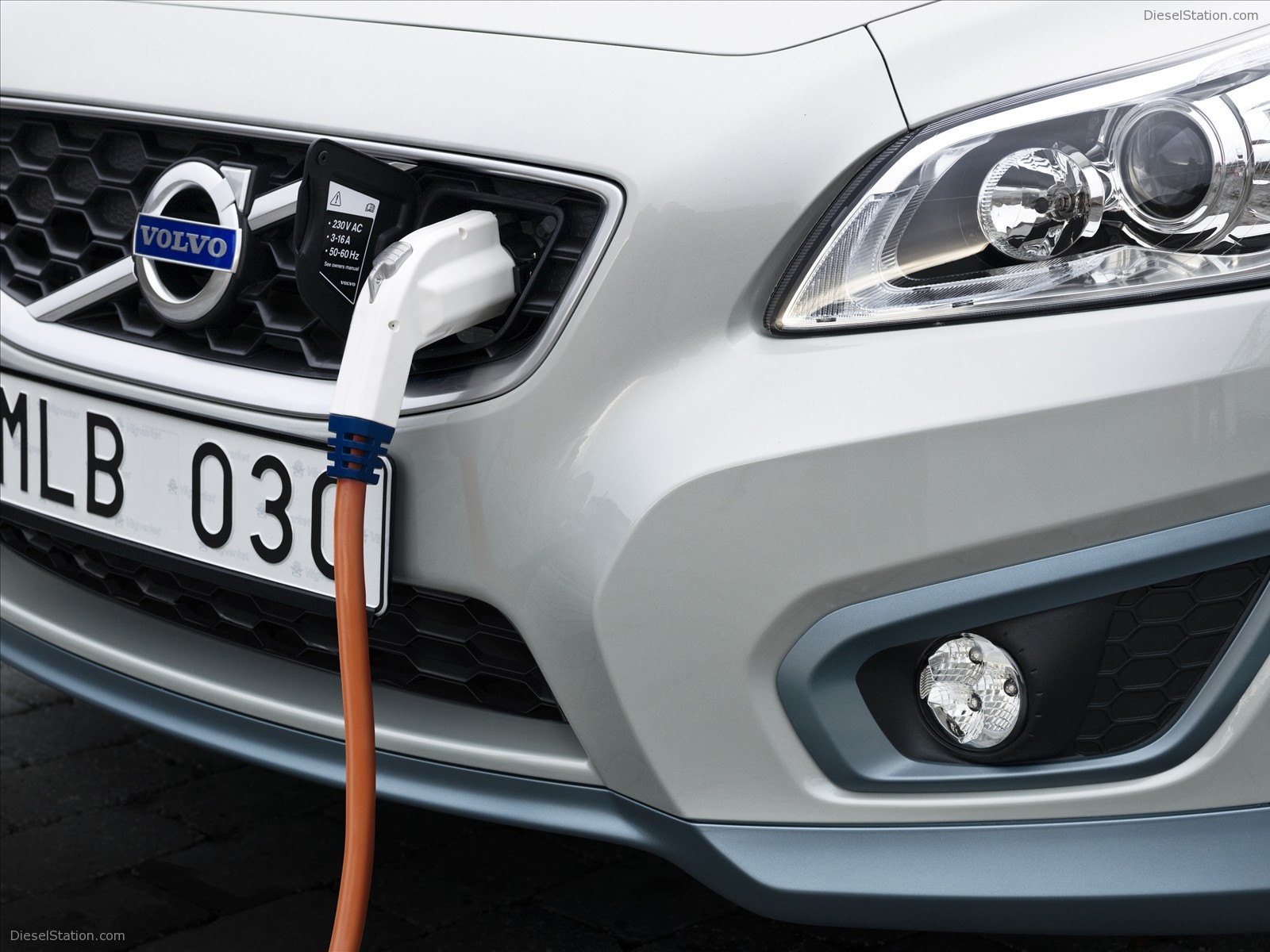 Volvo C30 Electric Car 2011