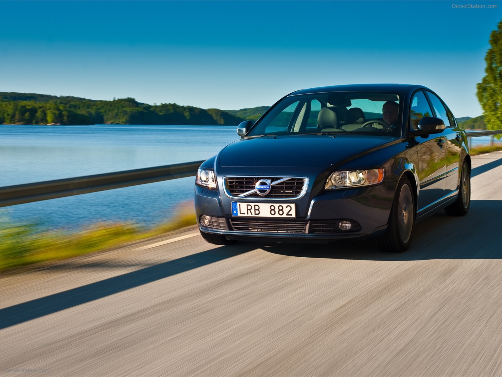 Volvo S40 2012