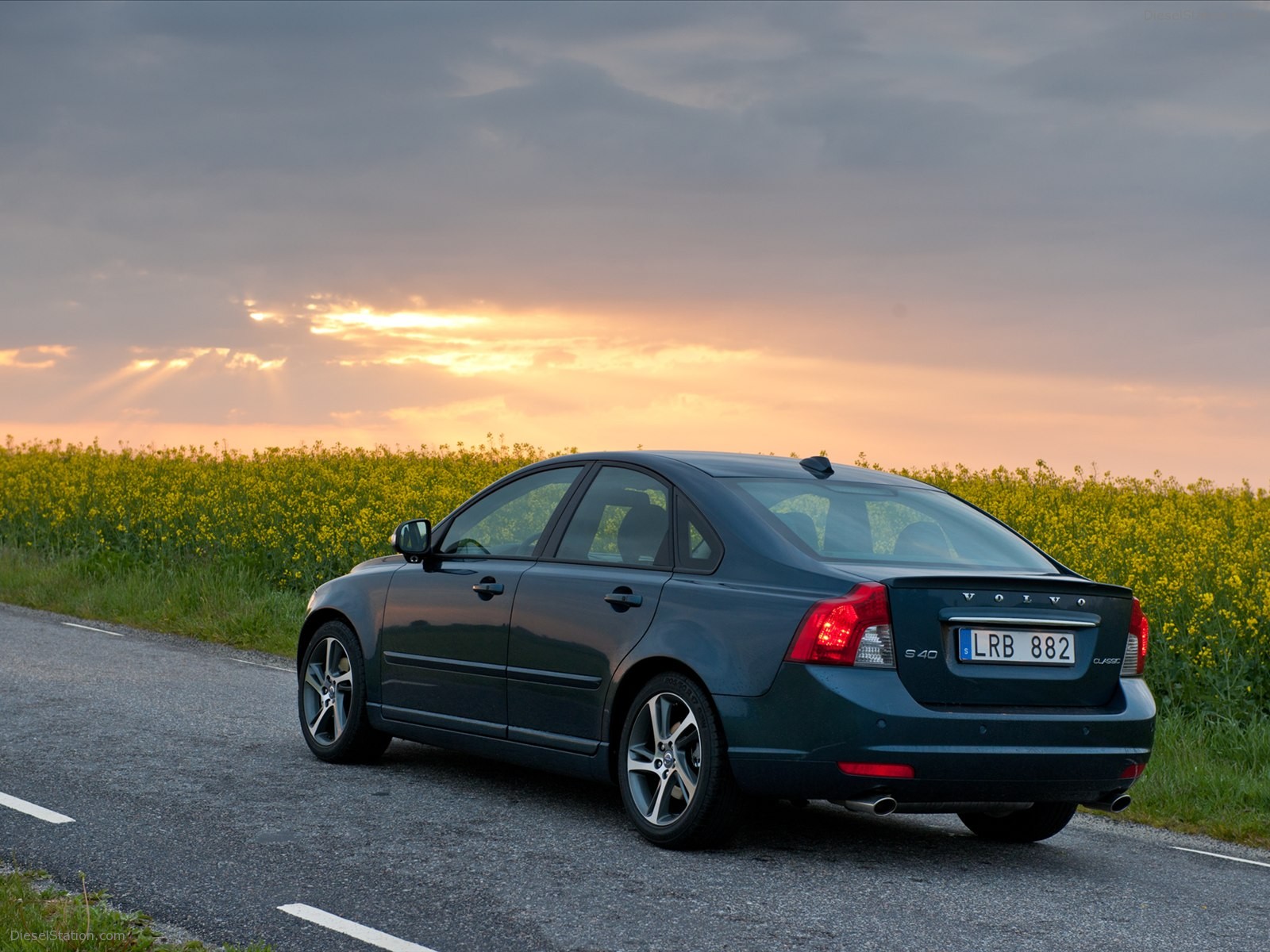 Volvo S40 2012