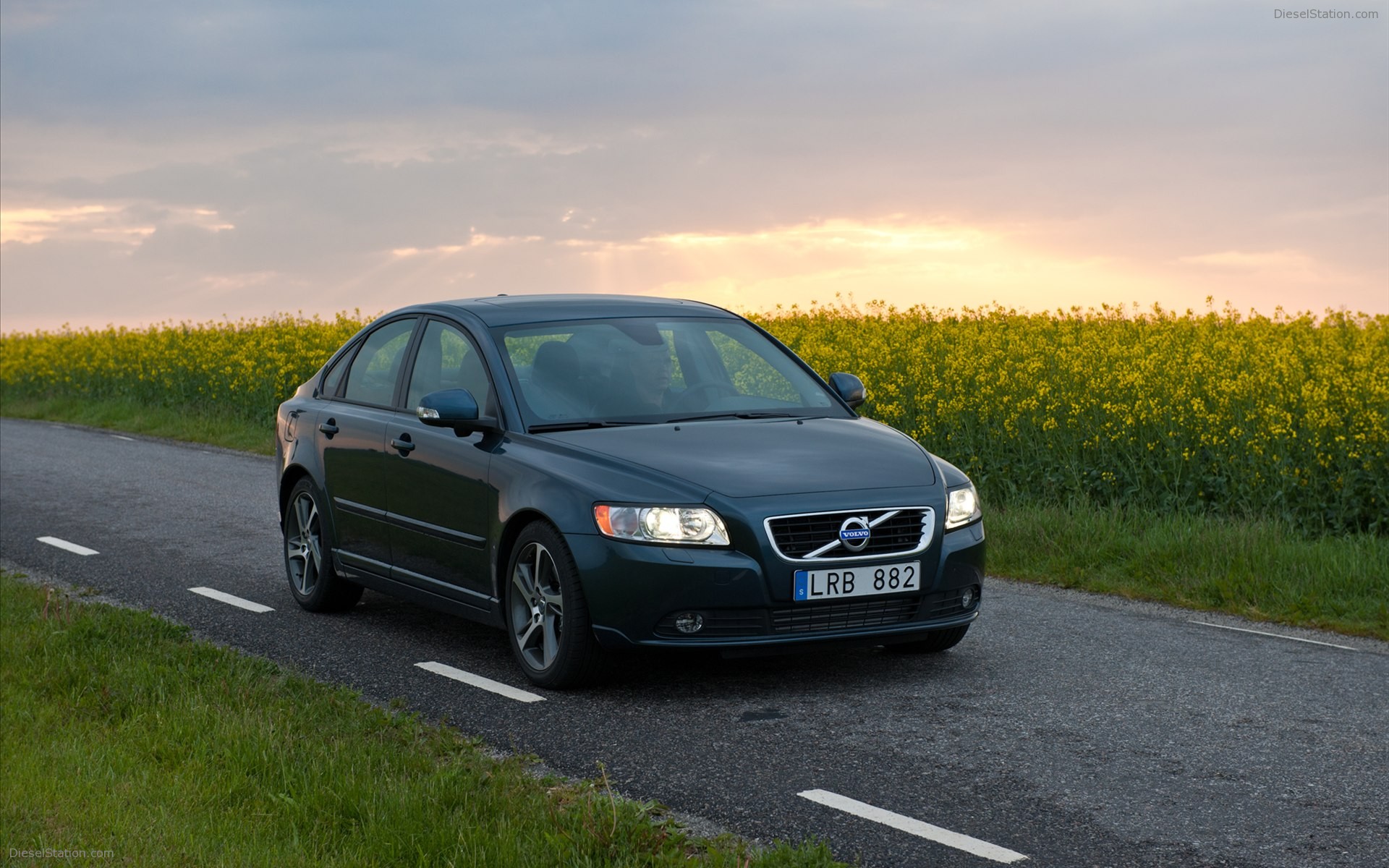 Volvo S40 2012