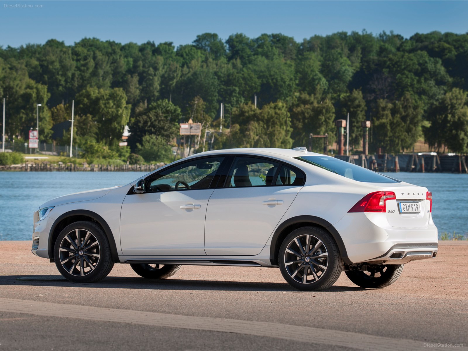 Volvo S60 Cross Country 2016