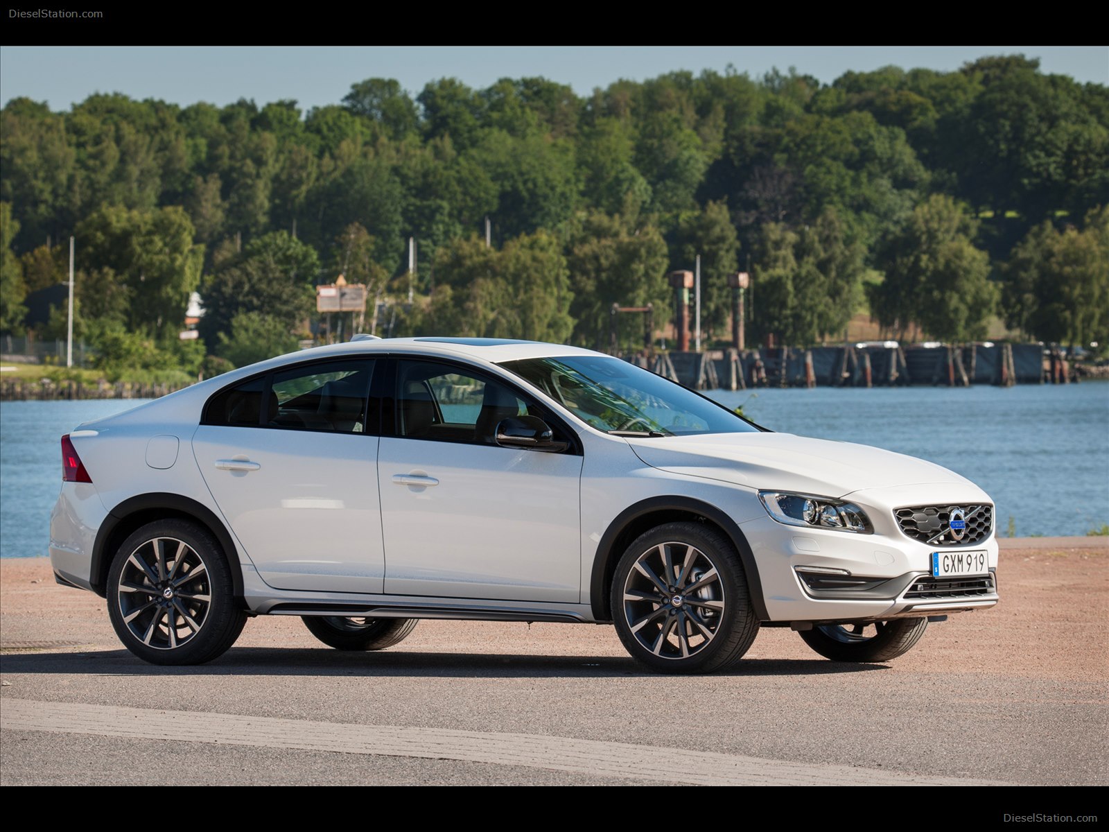 Volvo S60 Cross Country 2016