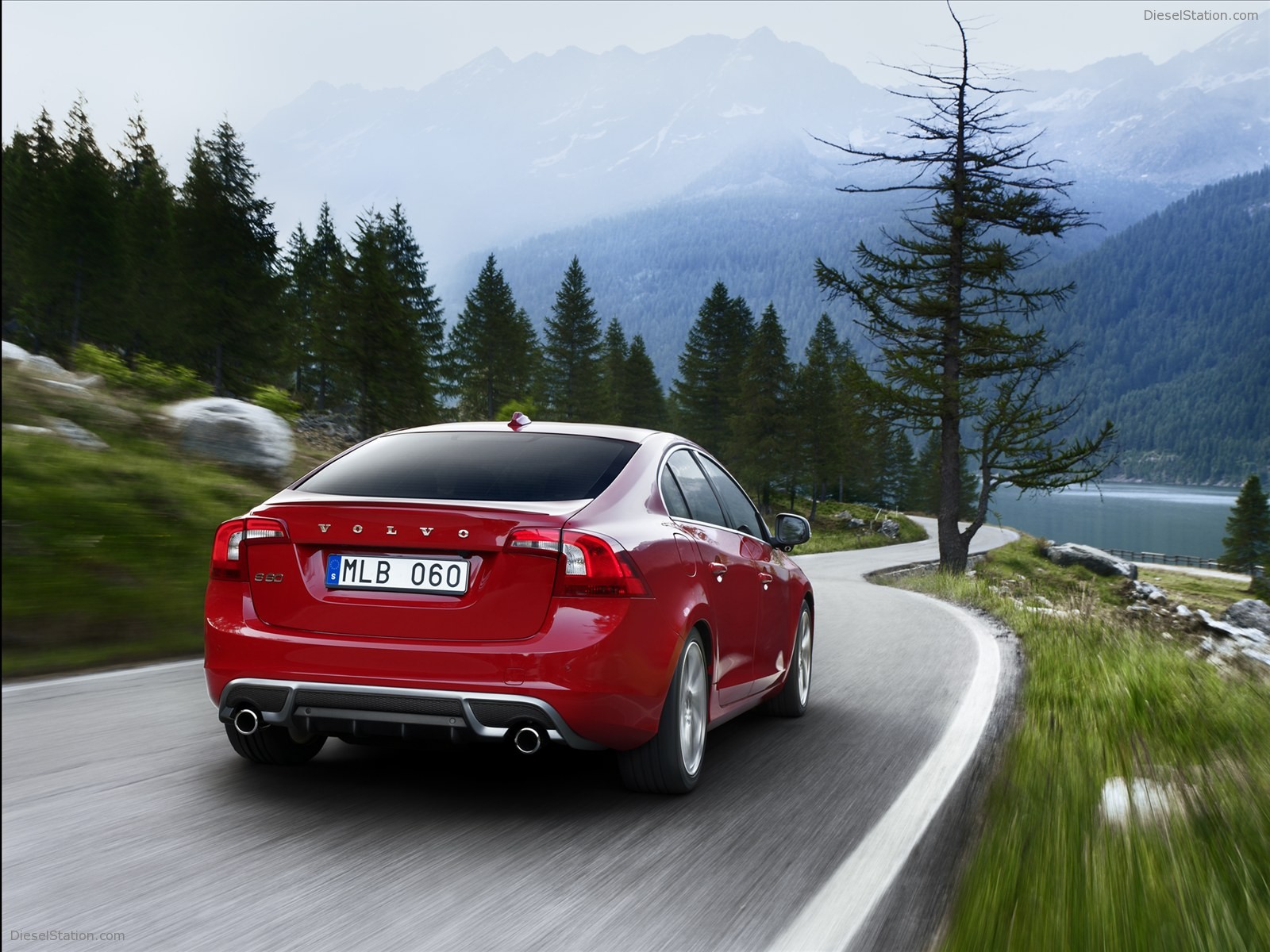 Volvo S60 R-Design 2011