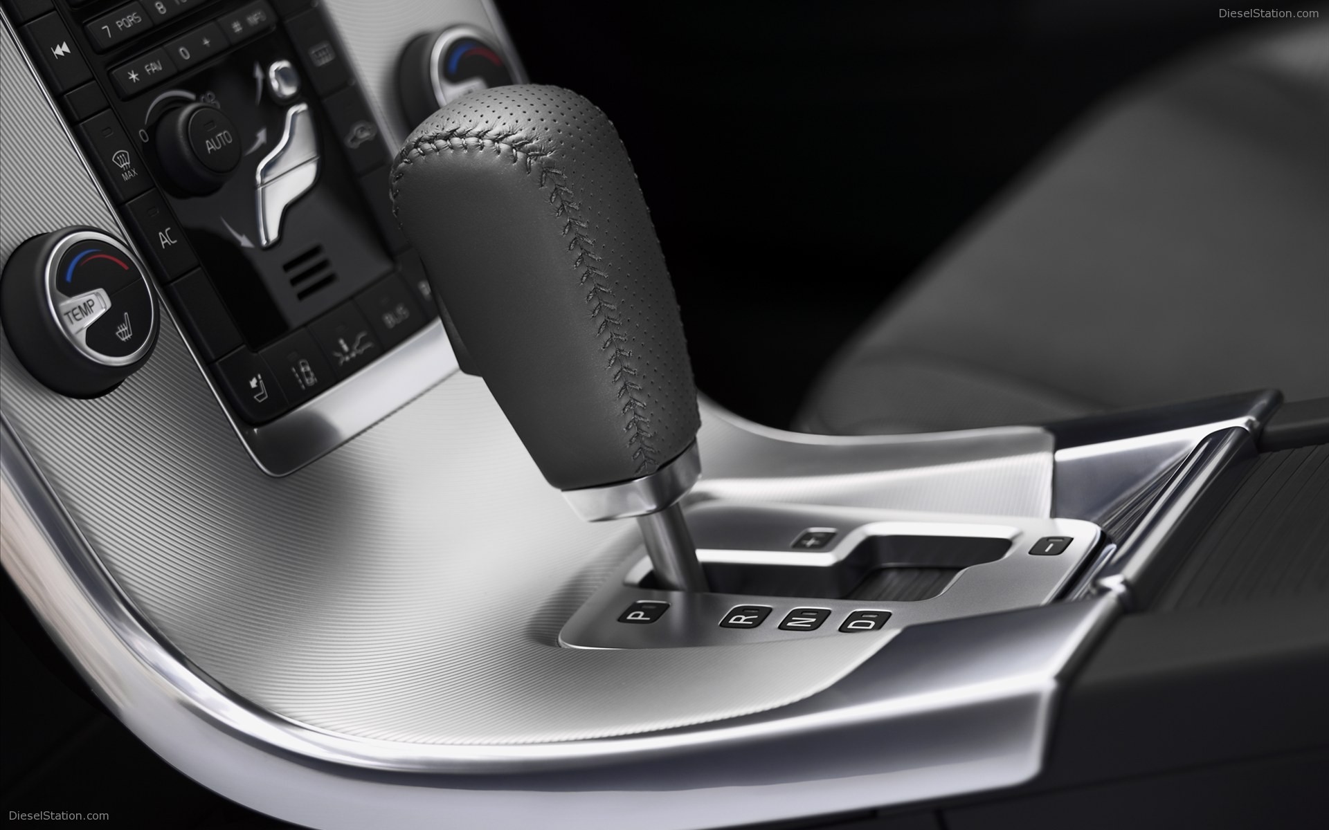 Volvo S60 R-Design 2011