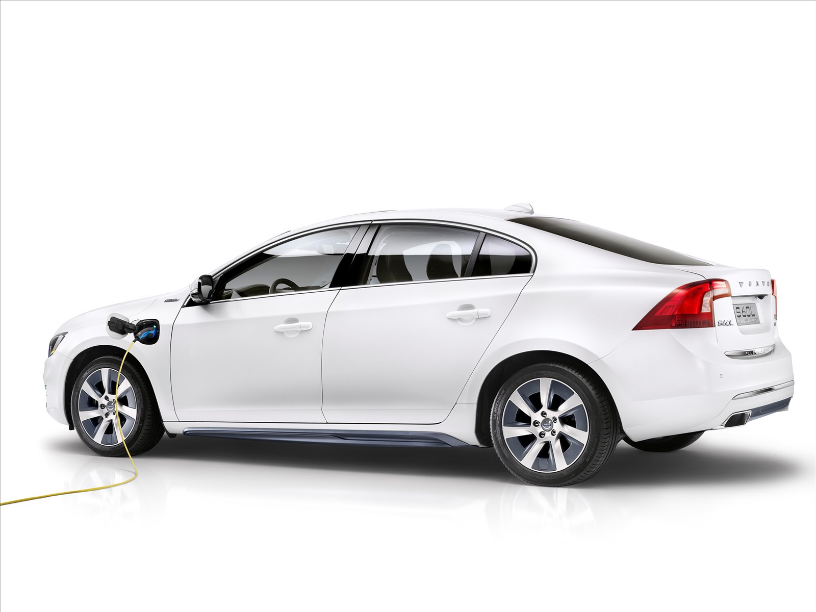 Volvo S60L PPHEV Concept 2014