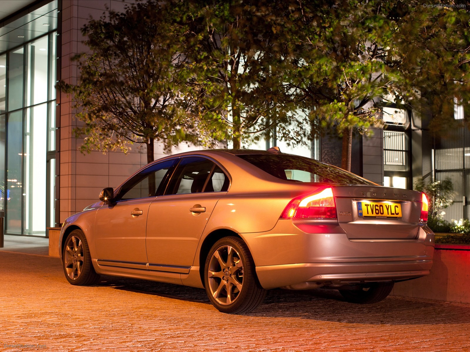 Volvo S80 2011