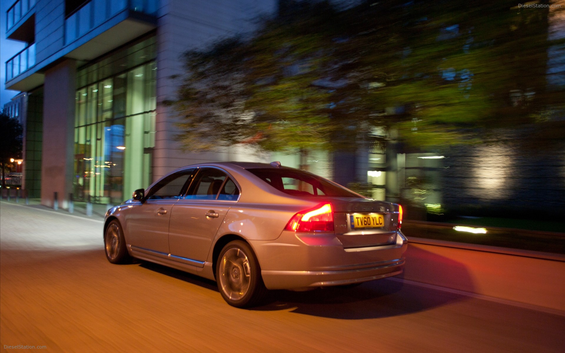 Volvo S80 2011