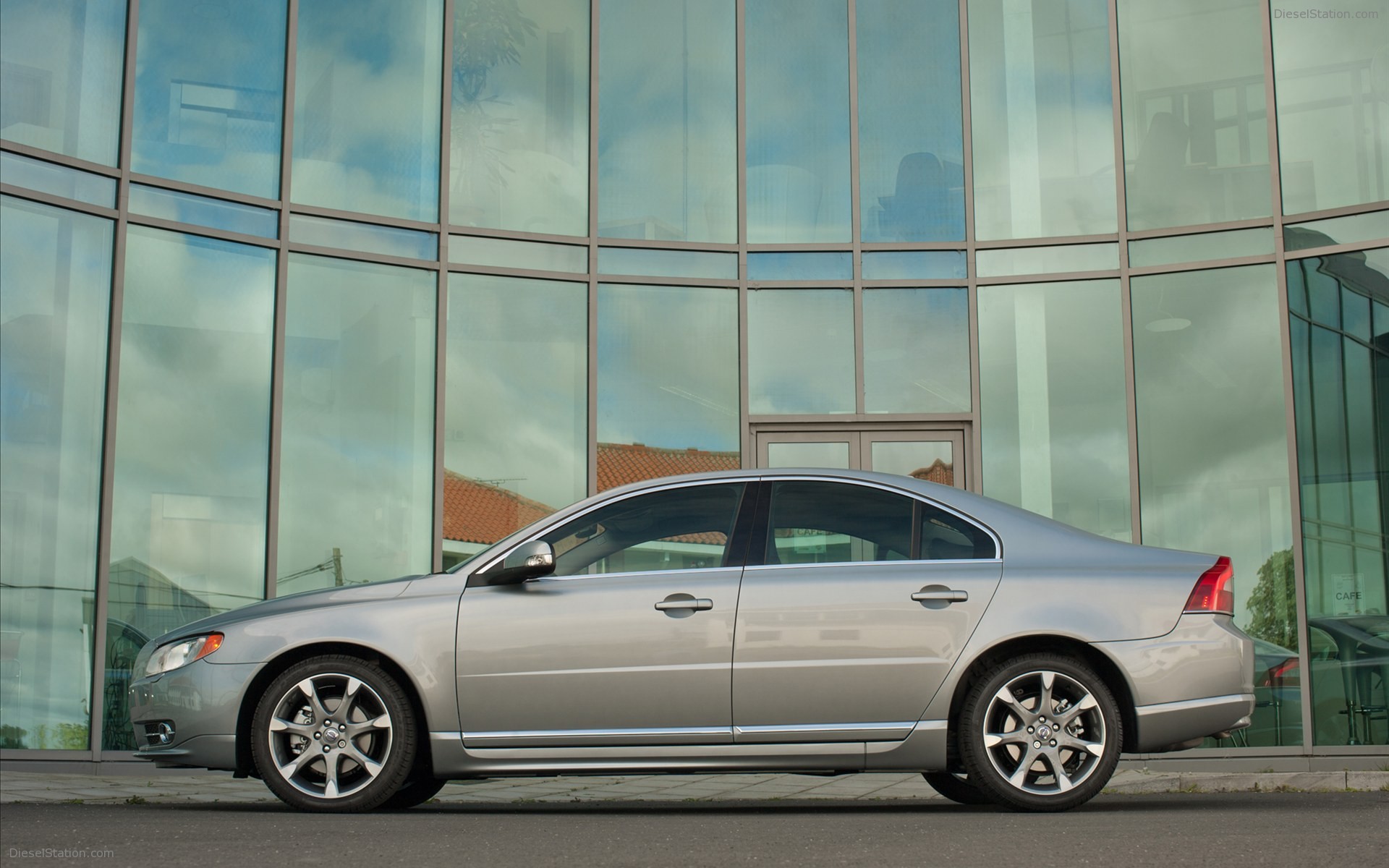 Volvo S80 2011