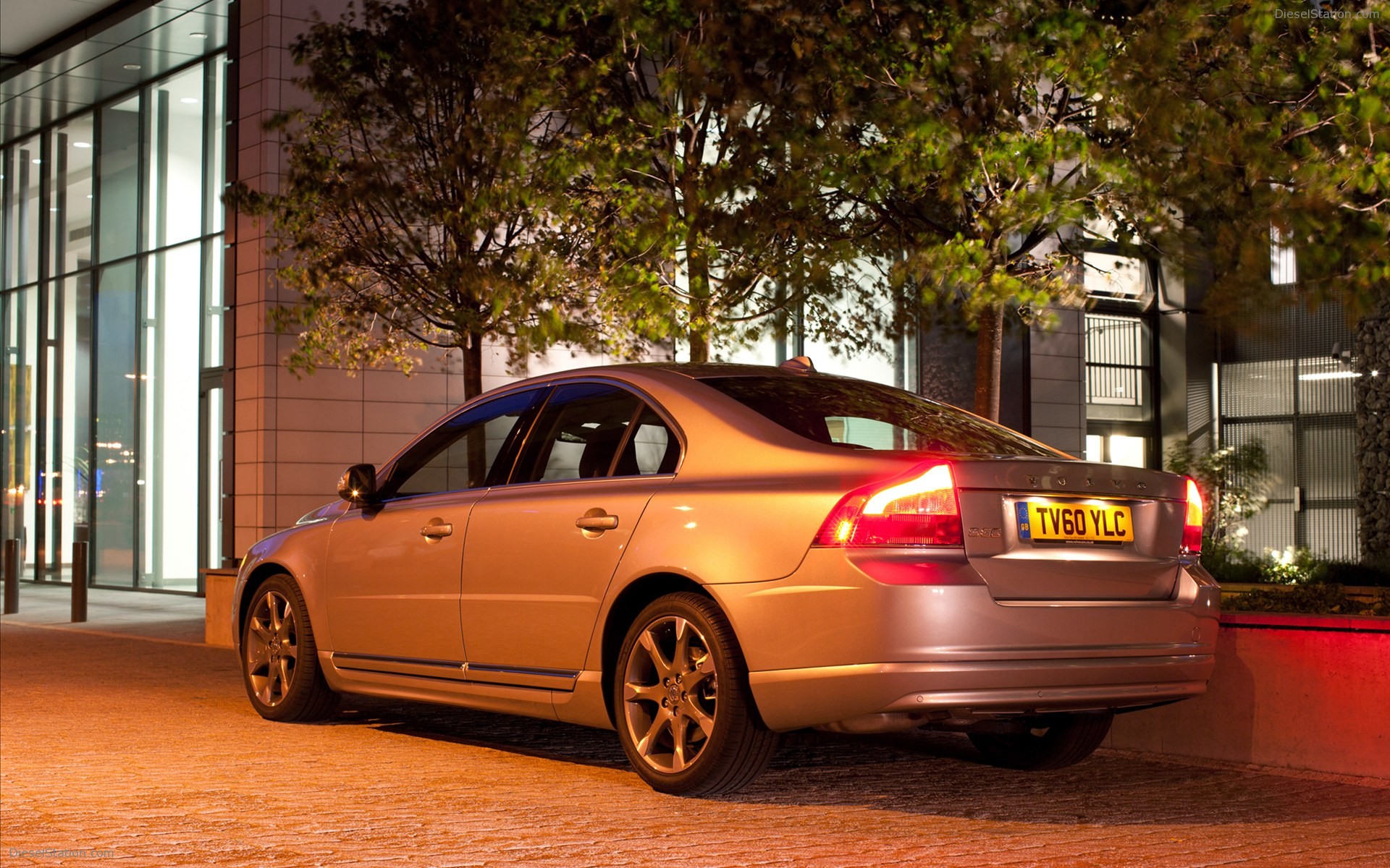 Volvo S80 2011