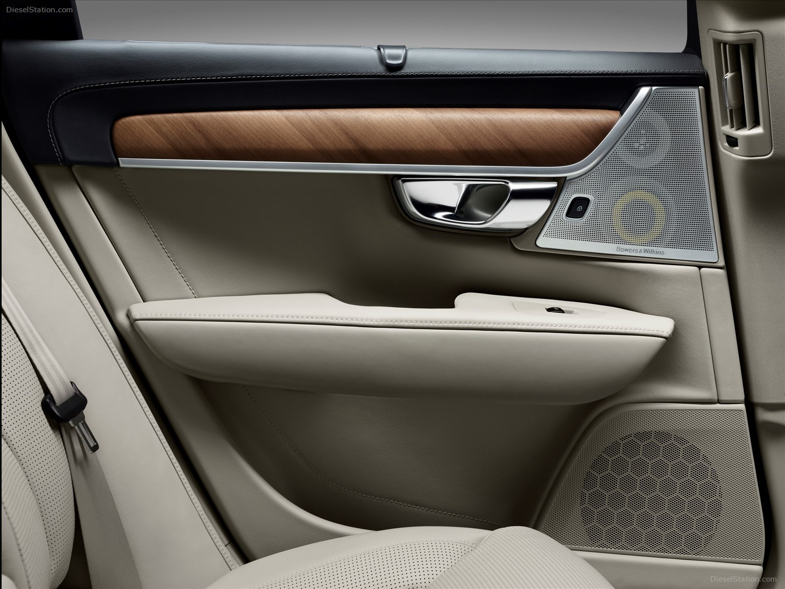 Volvo S90 2017