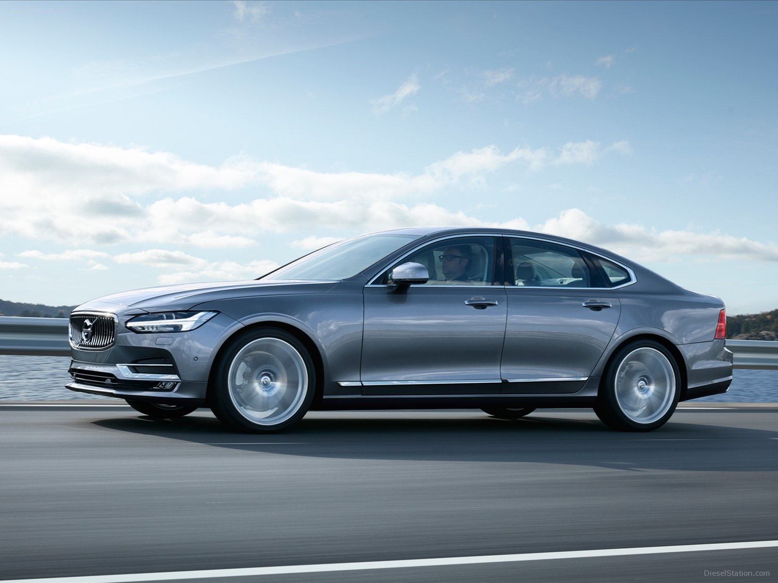 Volvo S90 2017