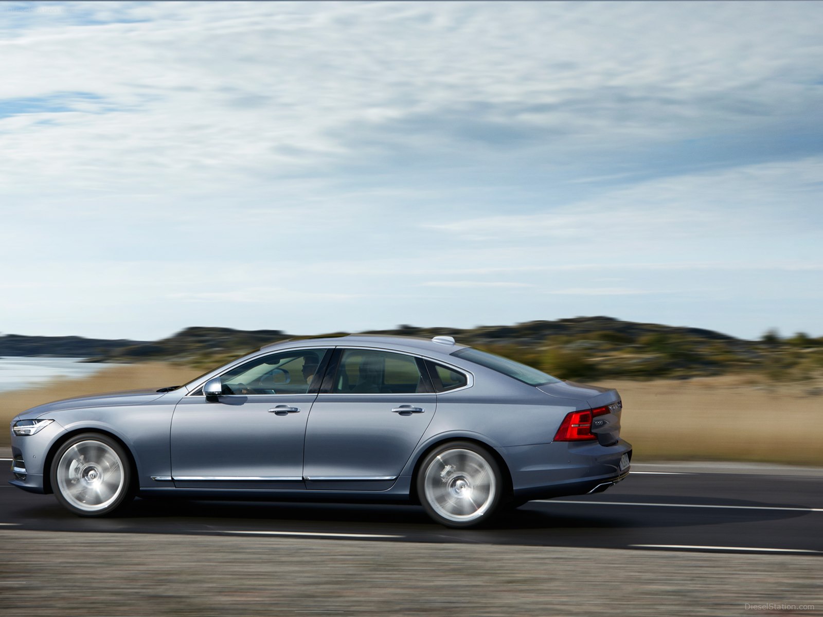 Volvo S90 2017