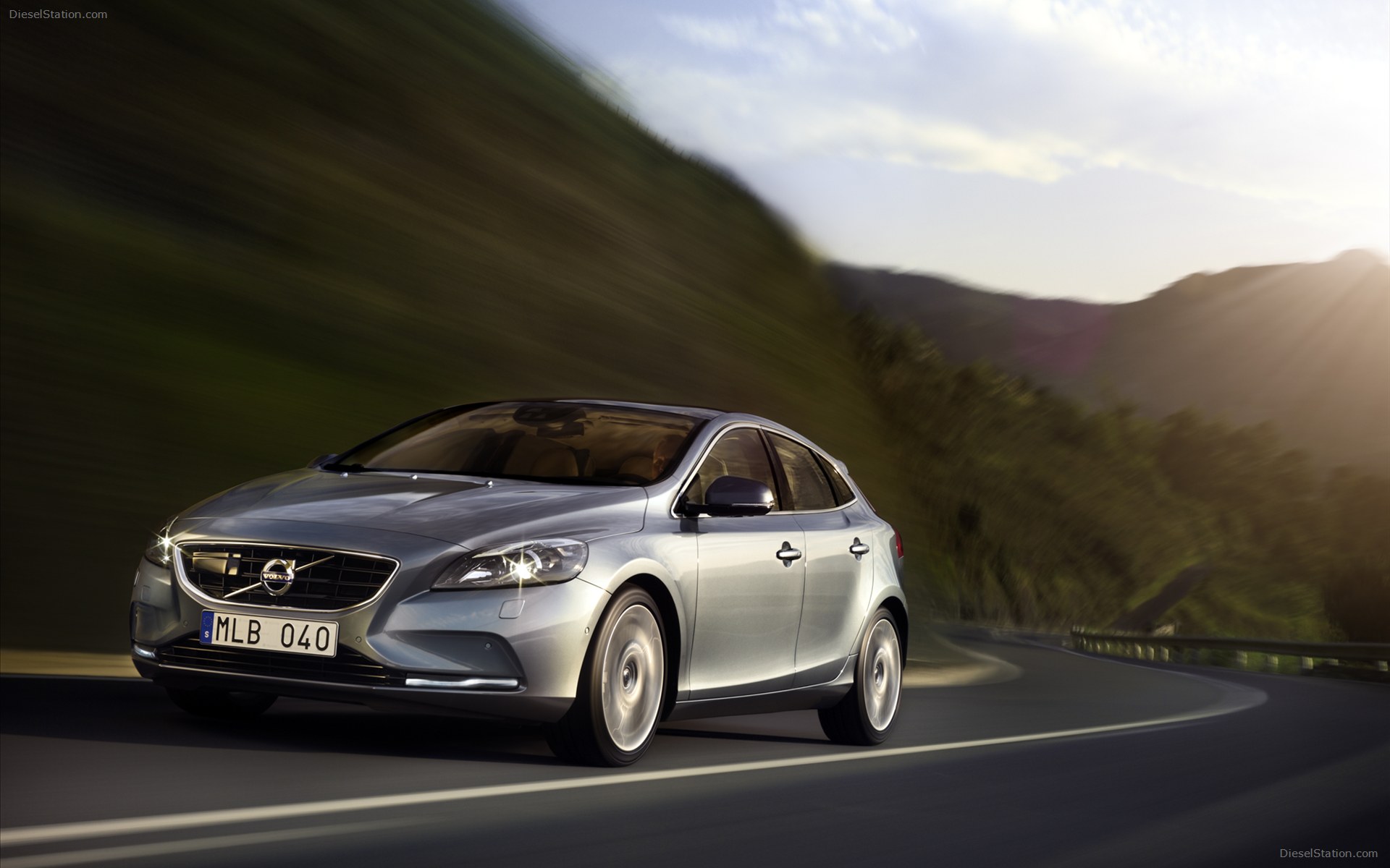 Volvo V40 2013