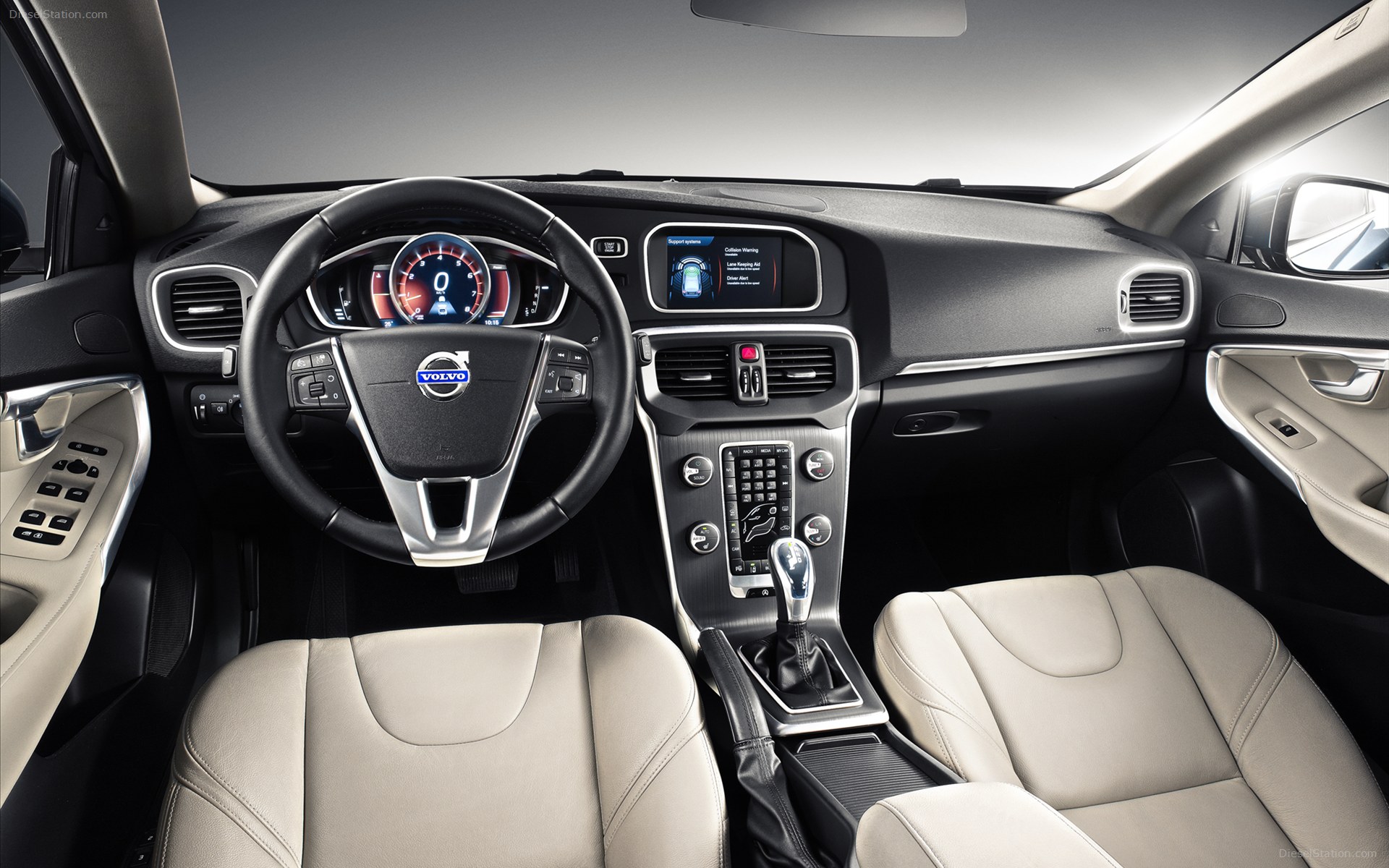 Volvo V40 2013