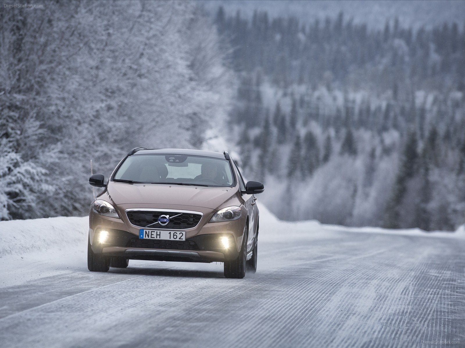 Volvo V40 2014
