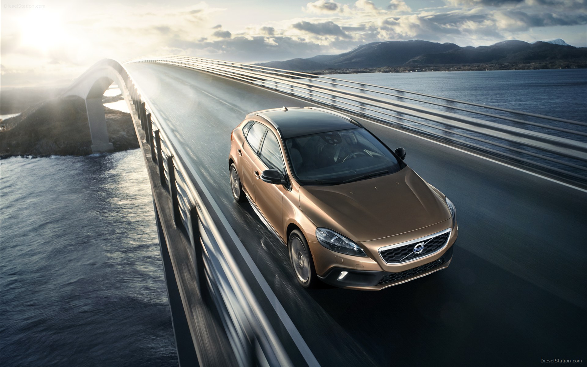 Volvo V40 2014
