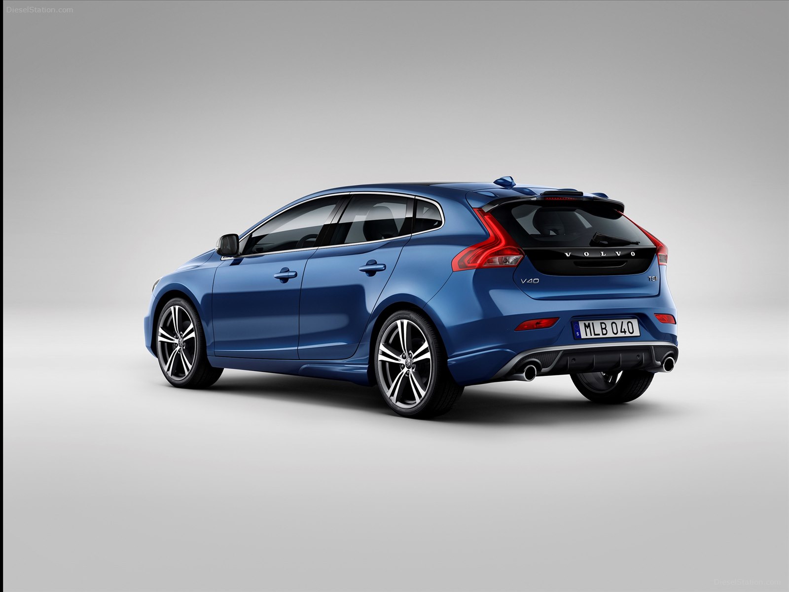 Volvo V40 2017