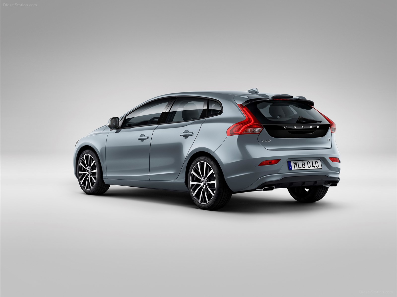 Volvo V40 2017