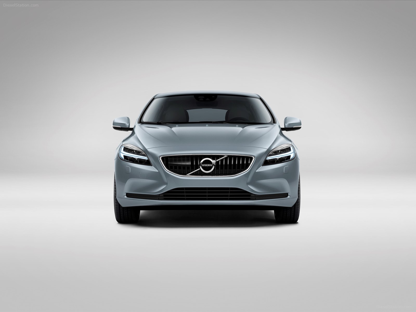Volvo V40 2017