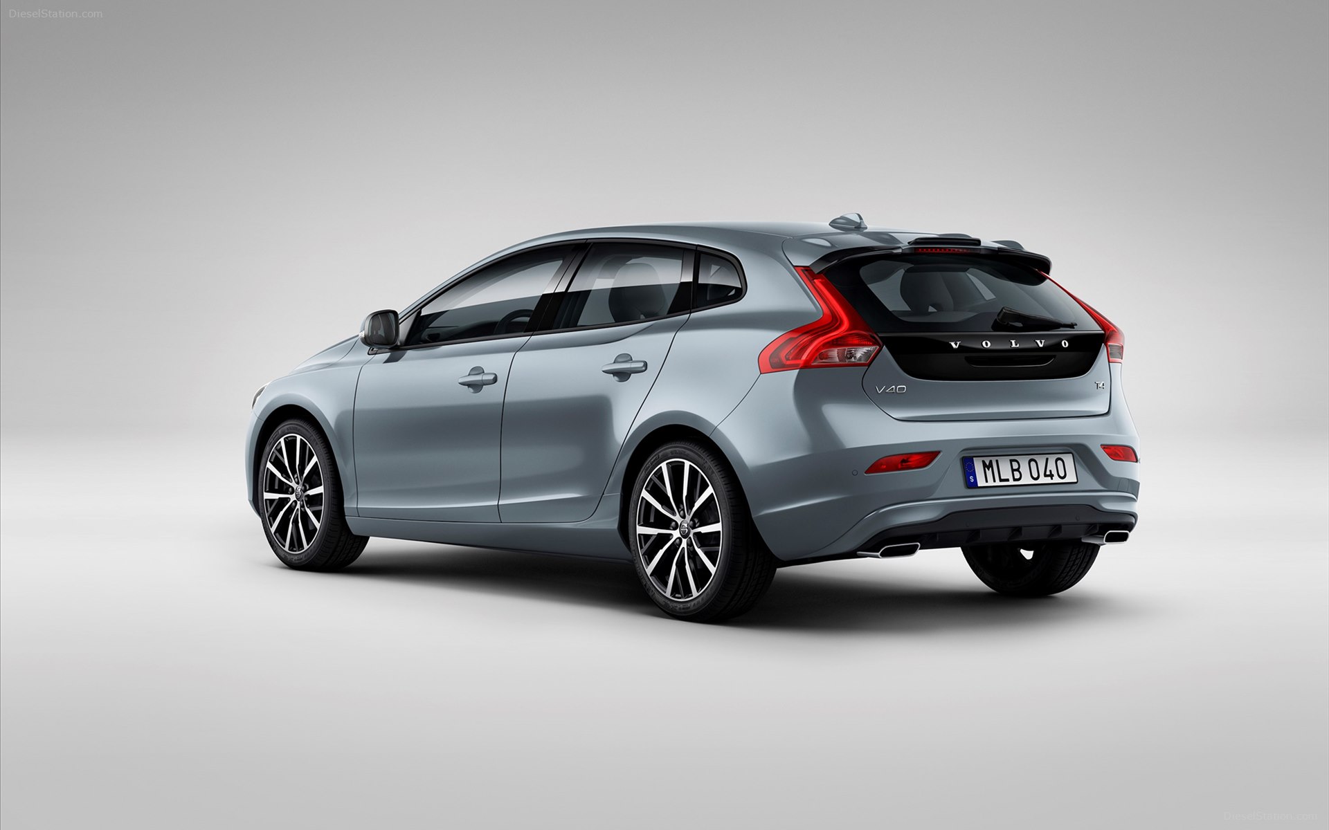 Volvo V40 2017