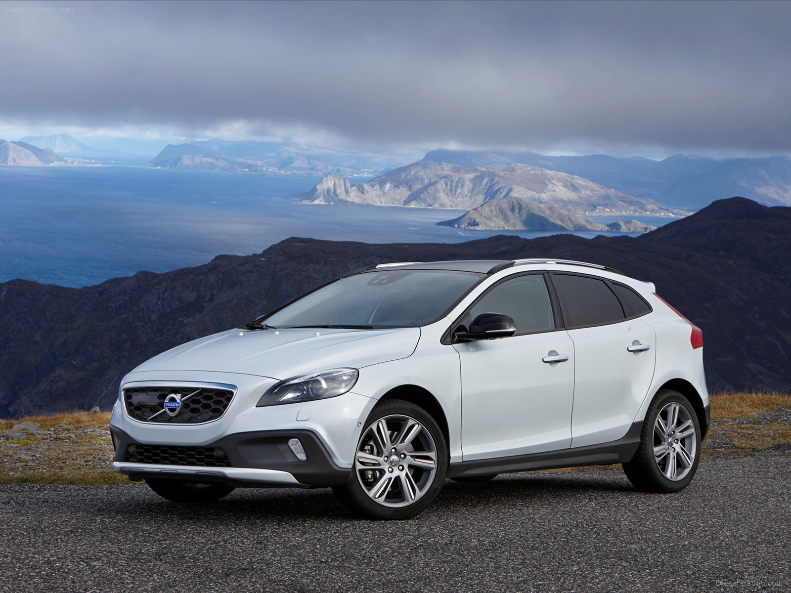 Volvo V40 Cross Country 2014