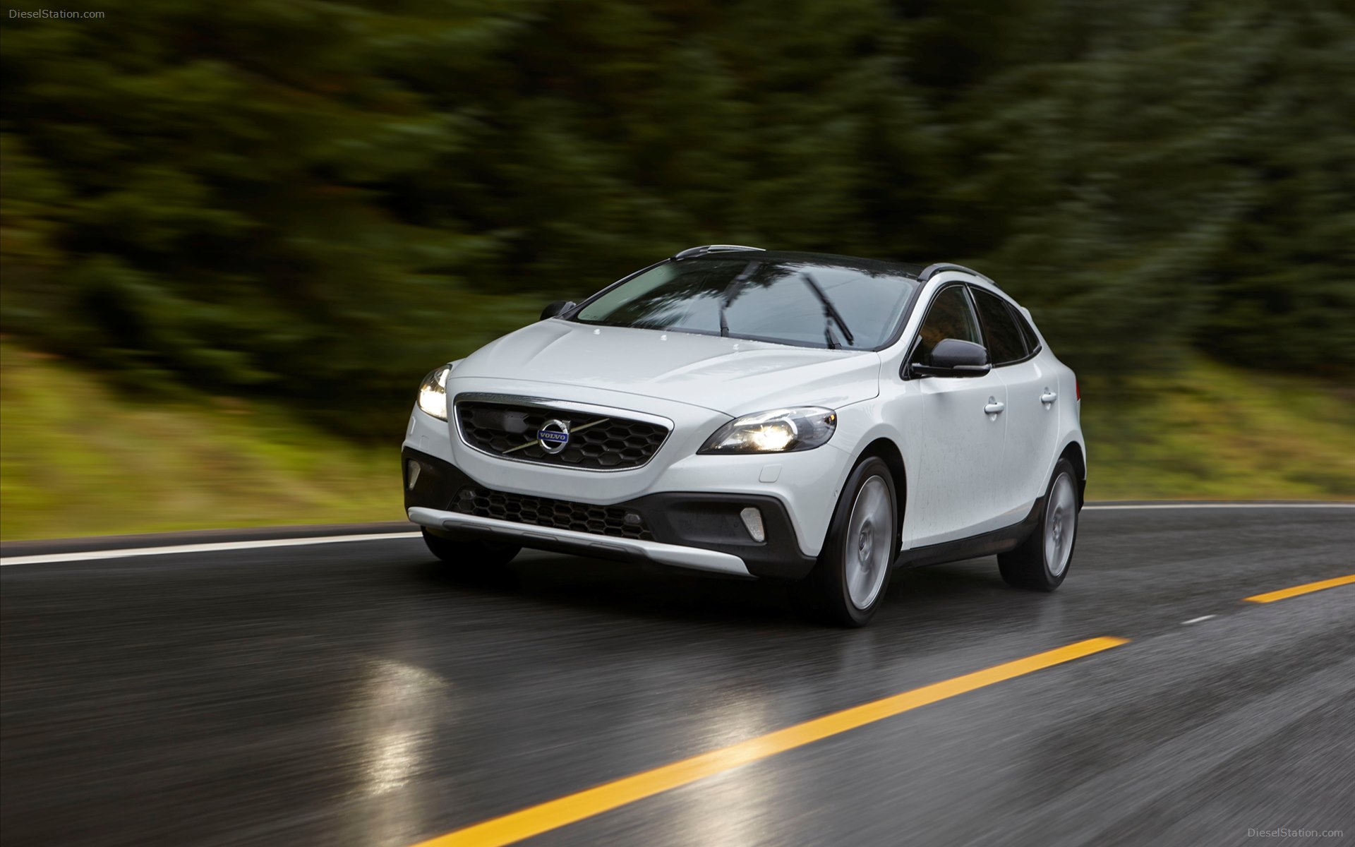 Volvo V40 Cross Country 2014