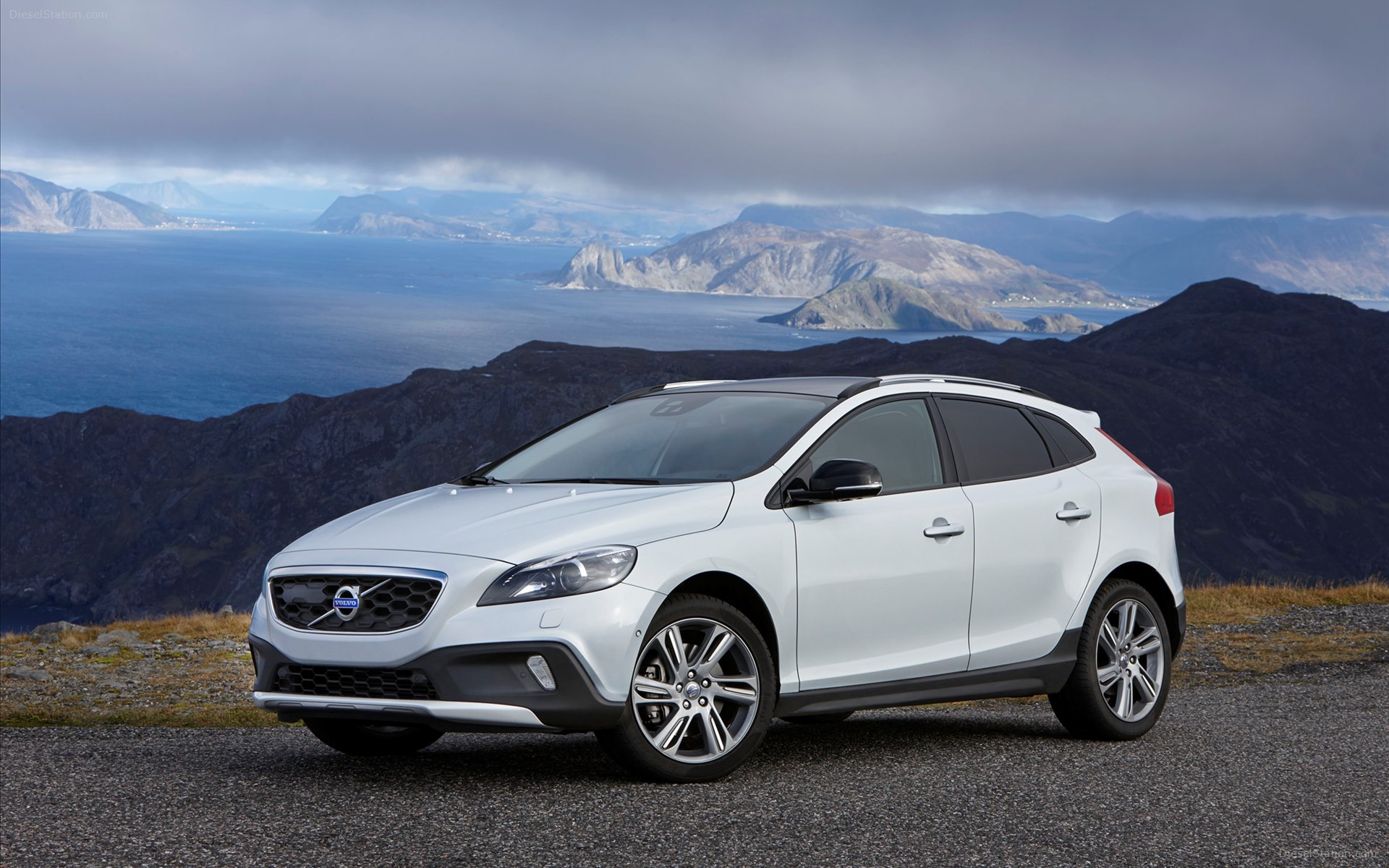 Volvo V40 Cross Country 2014