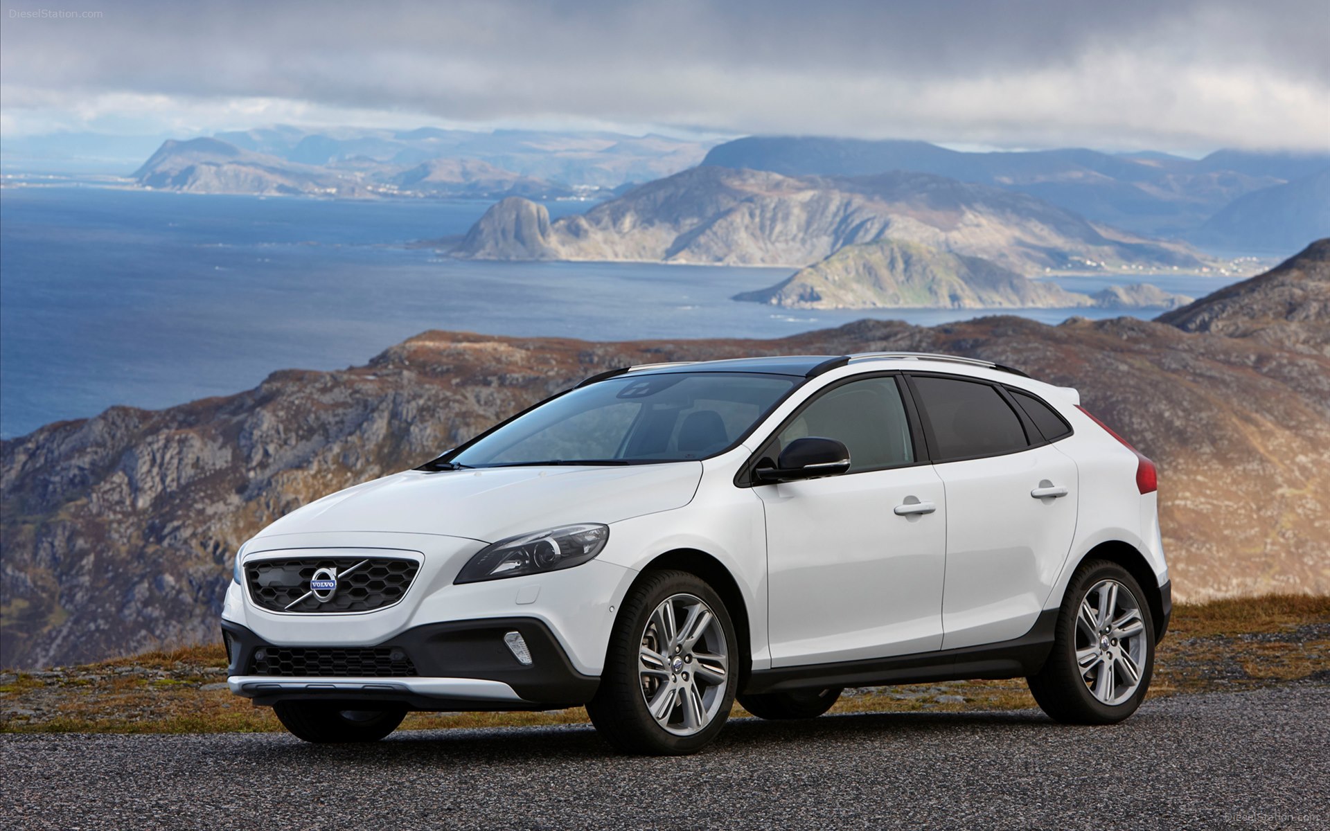 Volvo V40 Cross Country 2014