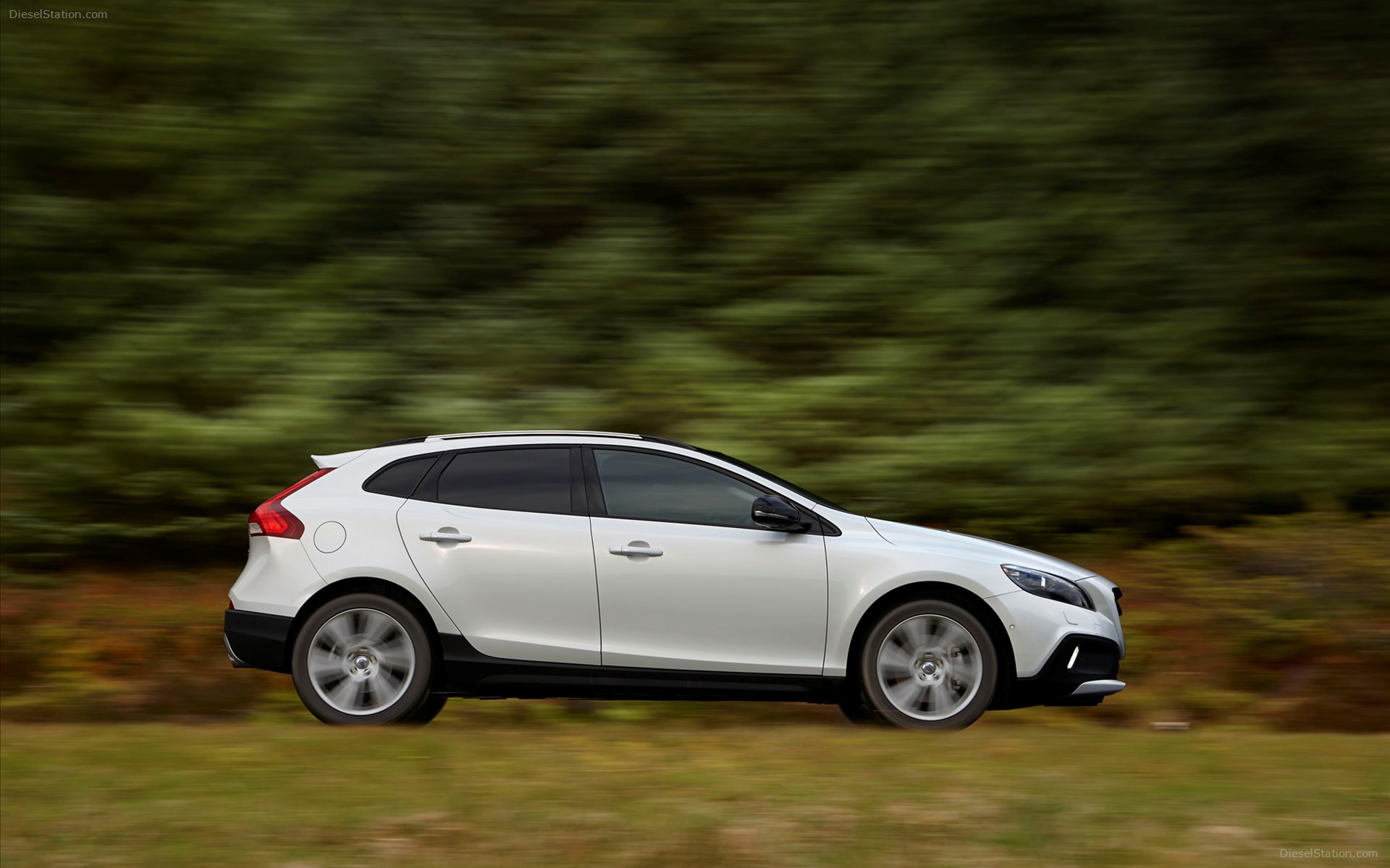 Volvo V40 Cross Country 2014