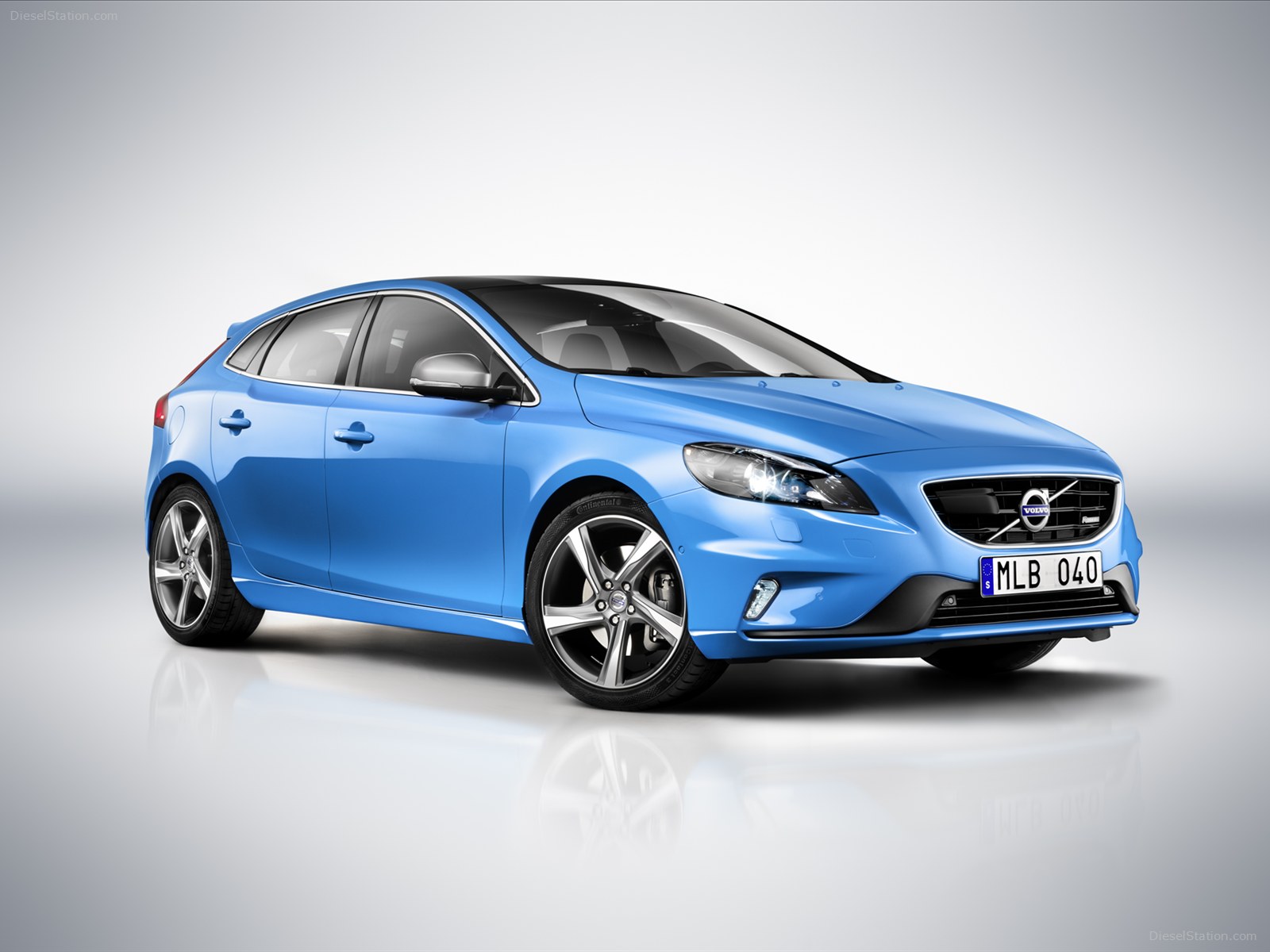 Volvo V40 R-Design 2013
