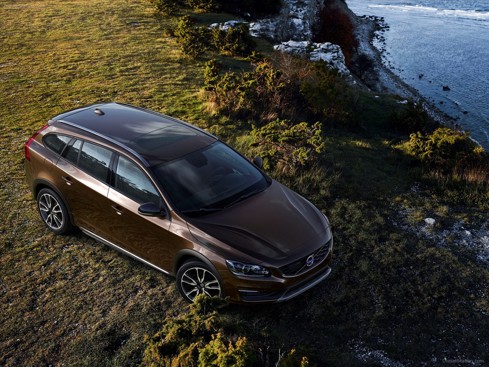 Volvo V60 Cross Country 2016