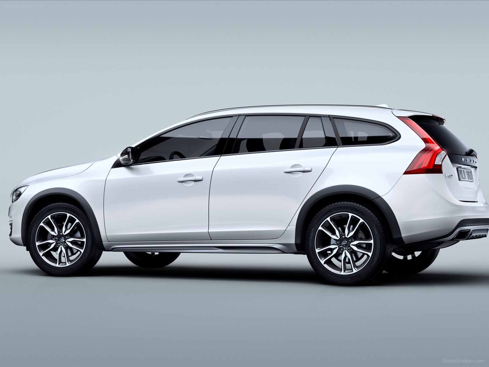 Volvo V60 Cross Country 2016