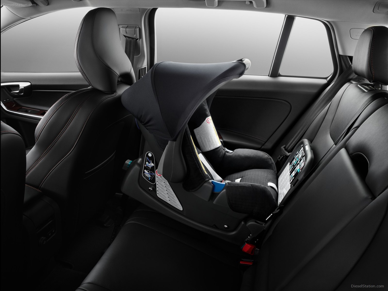 Volvo V60 Cross Country 2016