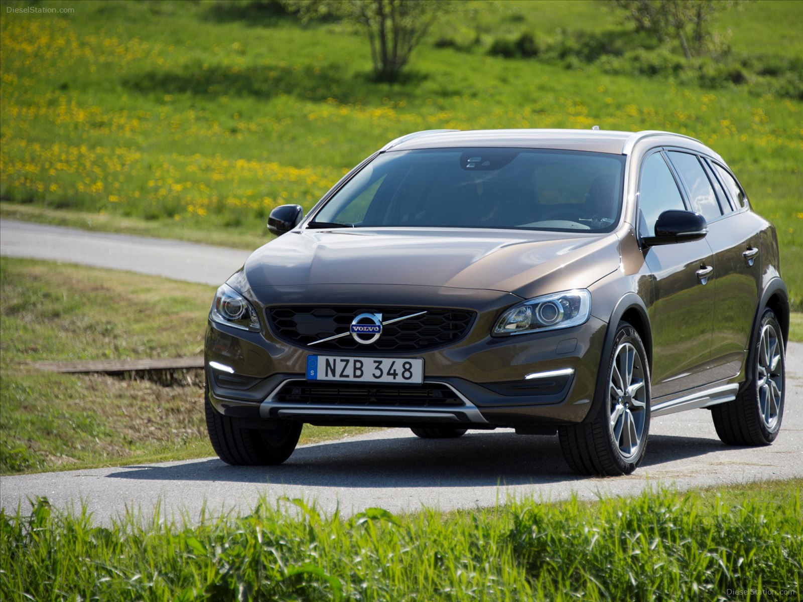 Volvo V60 Cross Country 2016