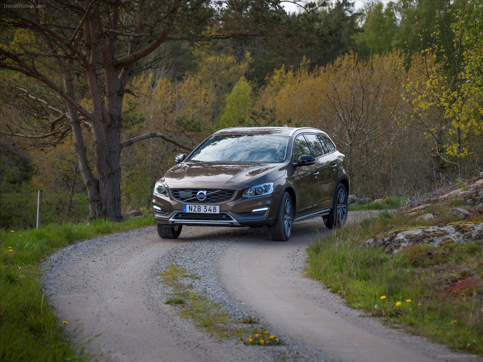 Volvo V60 Cross Country 2016