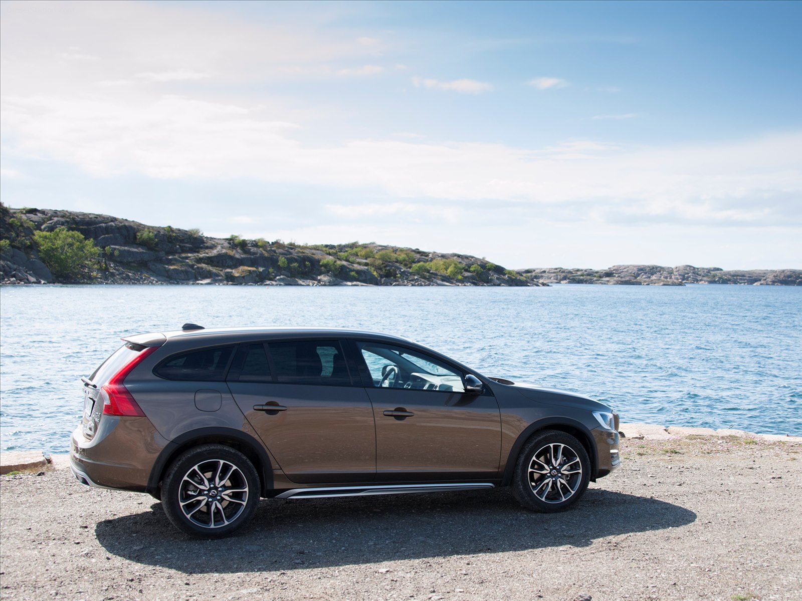 Volvo V60 Cross Country 2016