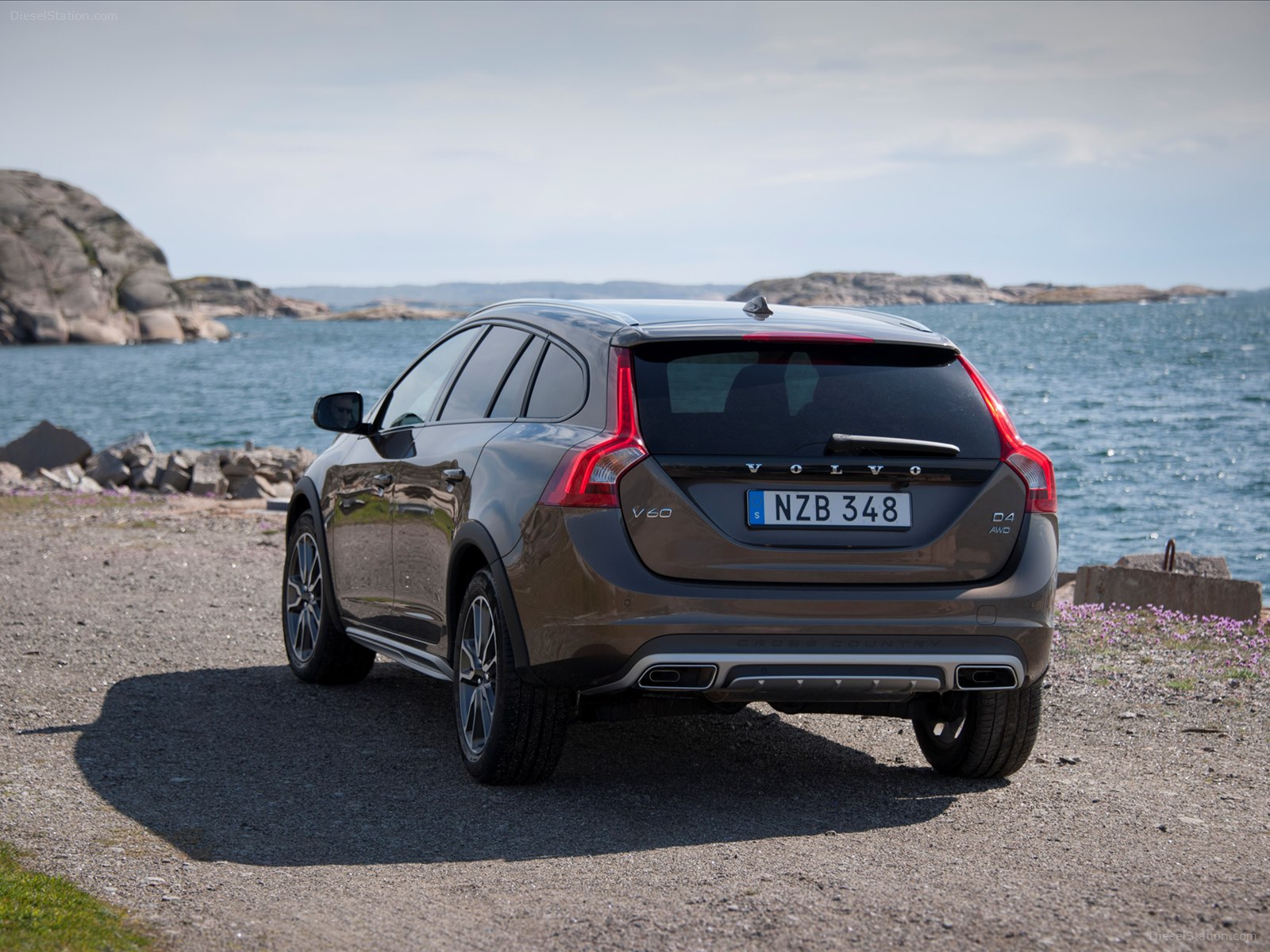 Volvo V60 Cross Country 2016