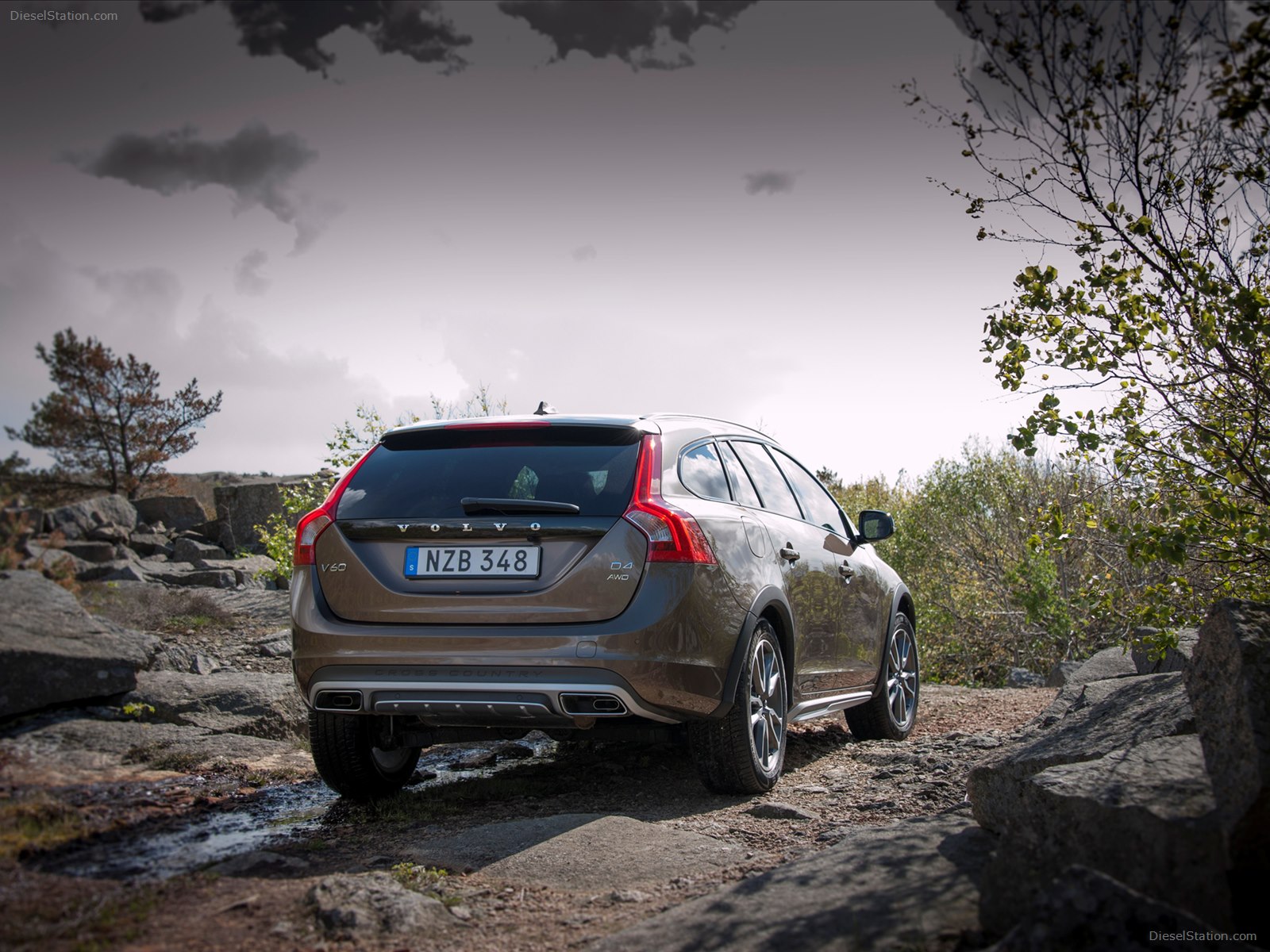 Volvo V60 Cross Country 2016