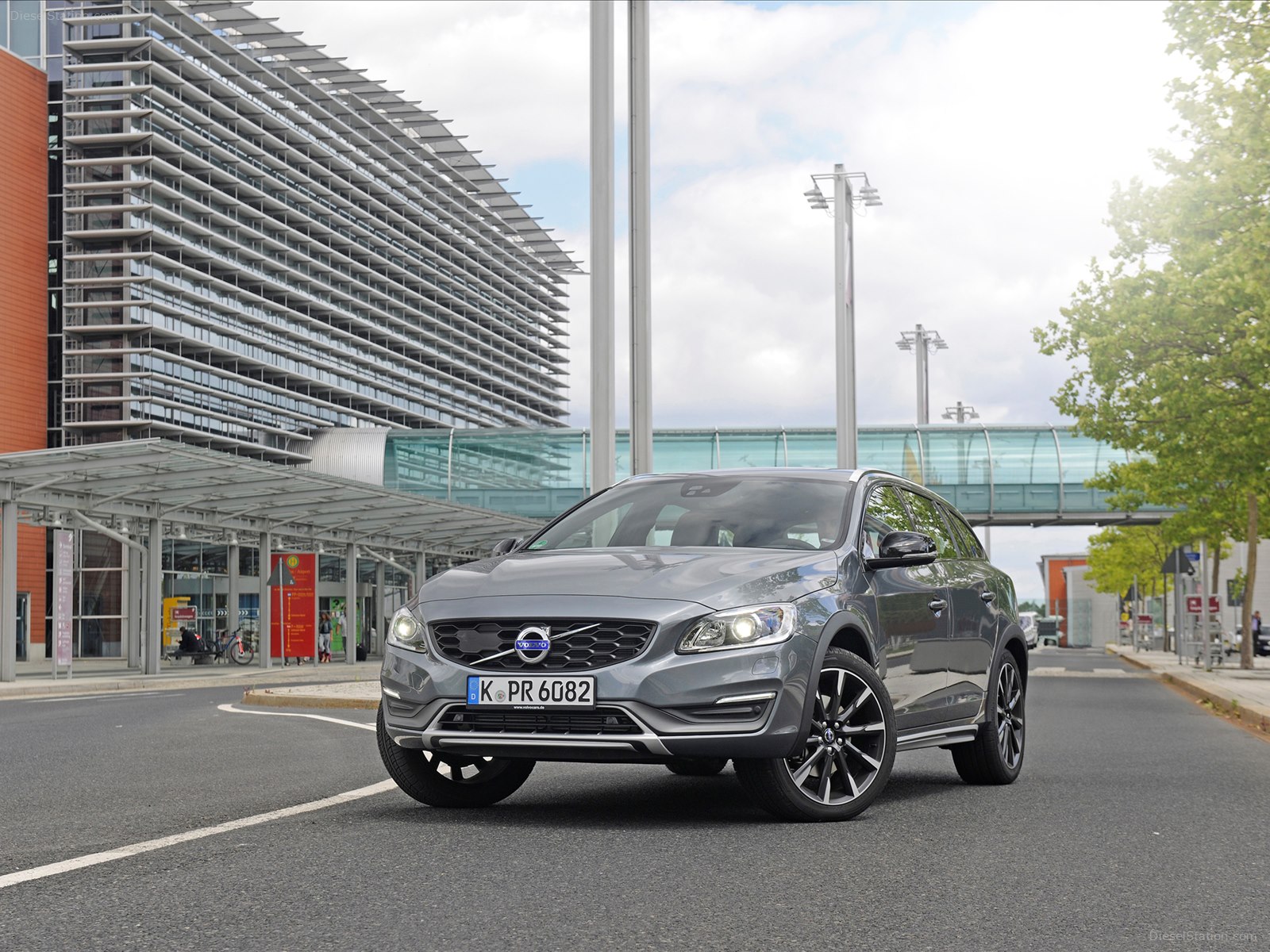 Volvo V60 Cross Country 2016