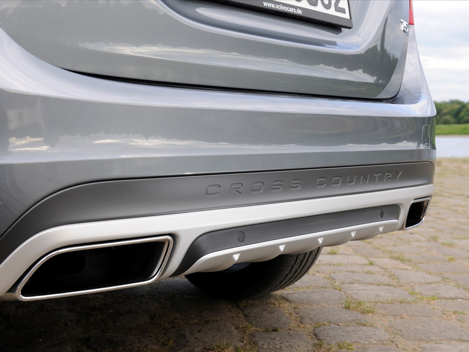 Volvo V60 Cross Country 2016