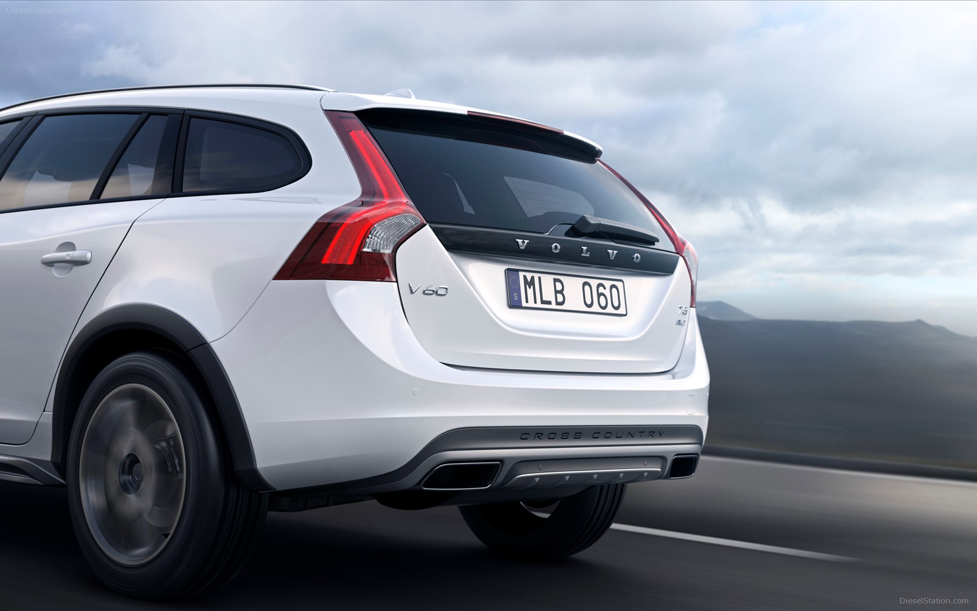 Volvo V60 Cross Country 2016